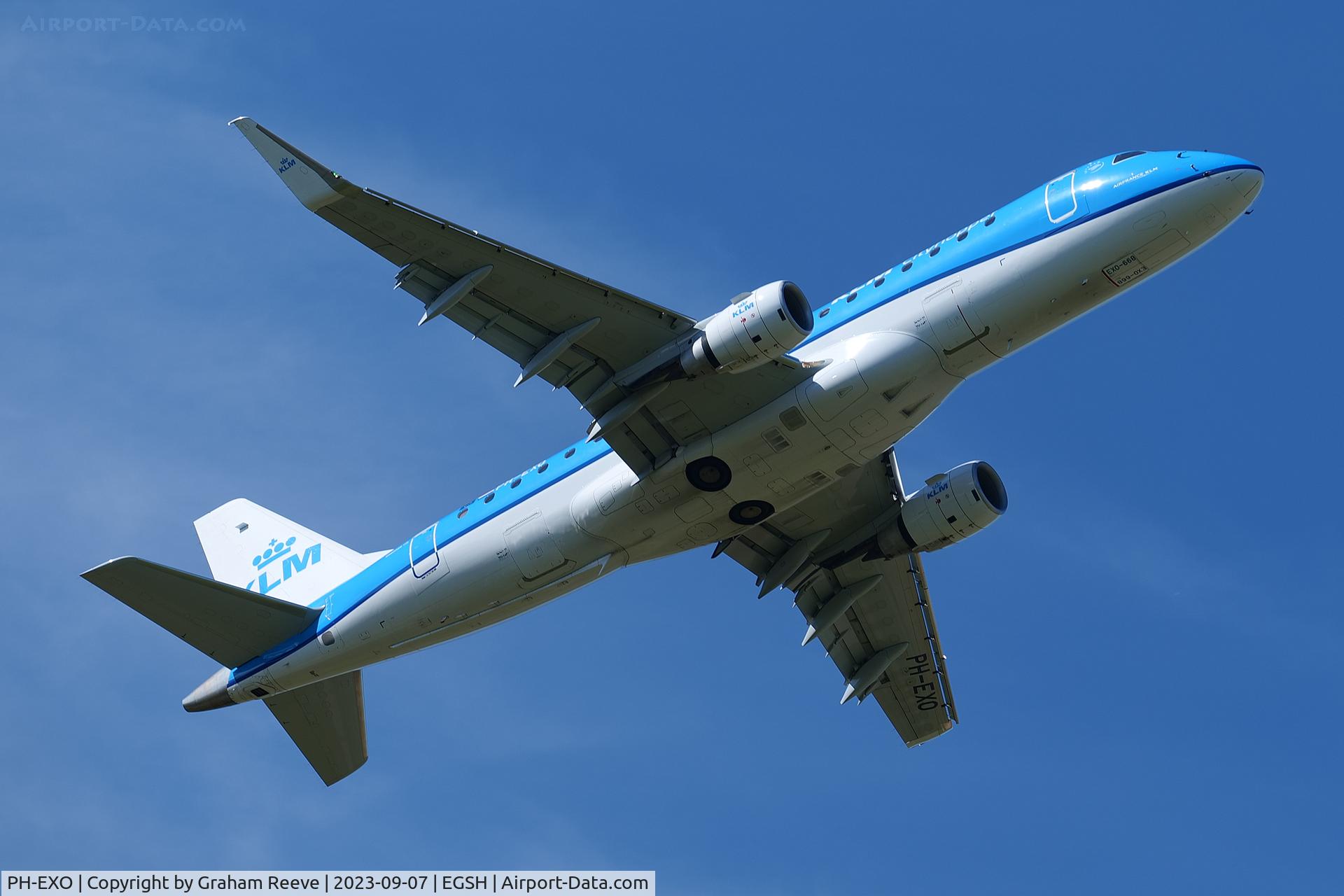 PH-EXO, 2017 Embraer 175STD (ERJ-170-200STD) C/N 17000668, Departing from Norwich.