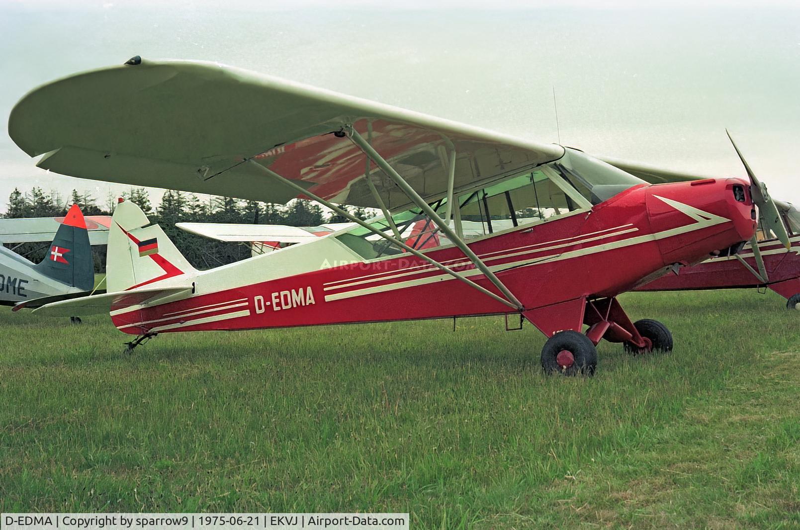 D-EDMA, 1943 Piper L-4J Grasshopper (J3C-65D) C/N 12987, Converted to a Piper PA-11. Frame number 12817. HB-Registered from 1947-03-10 until 1958-06-03. Scanned from a slide.