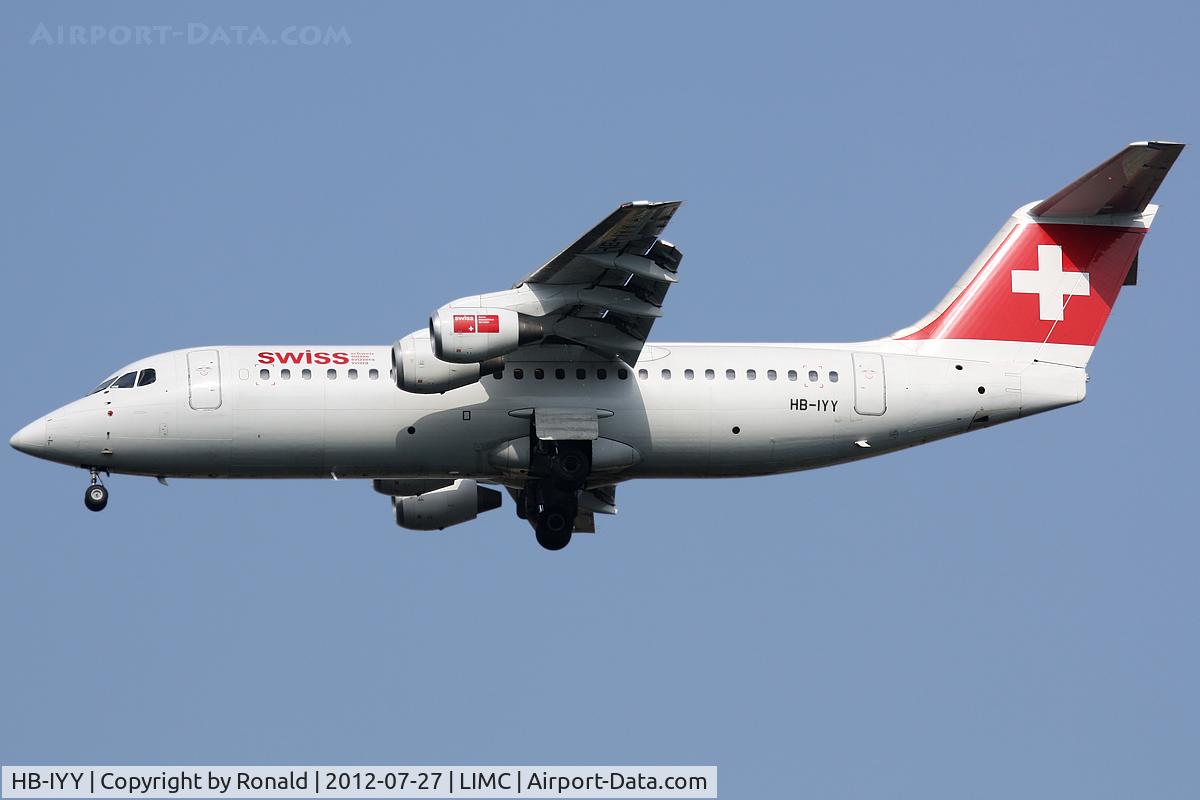 HB-IYY, 1998 British Aerospace Avro 146-RJ100 C/N E3339, at mxp