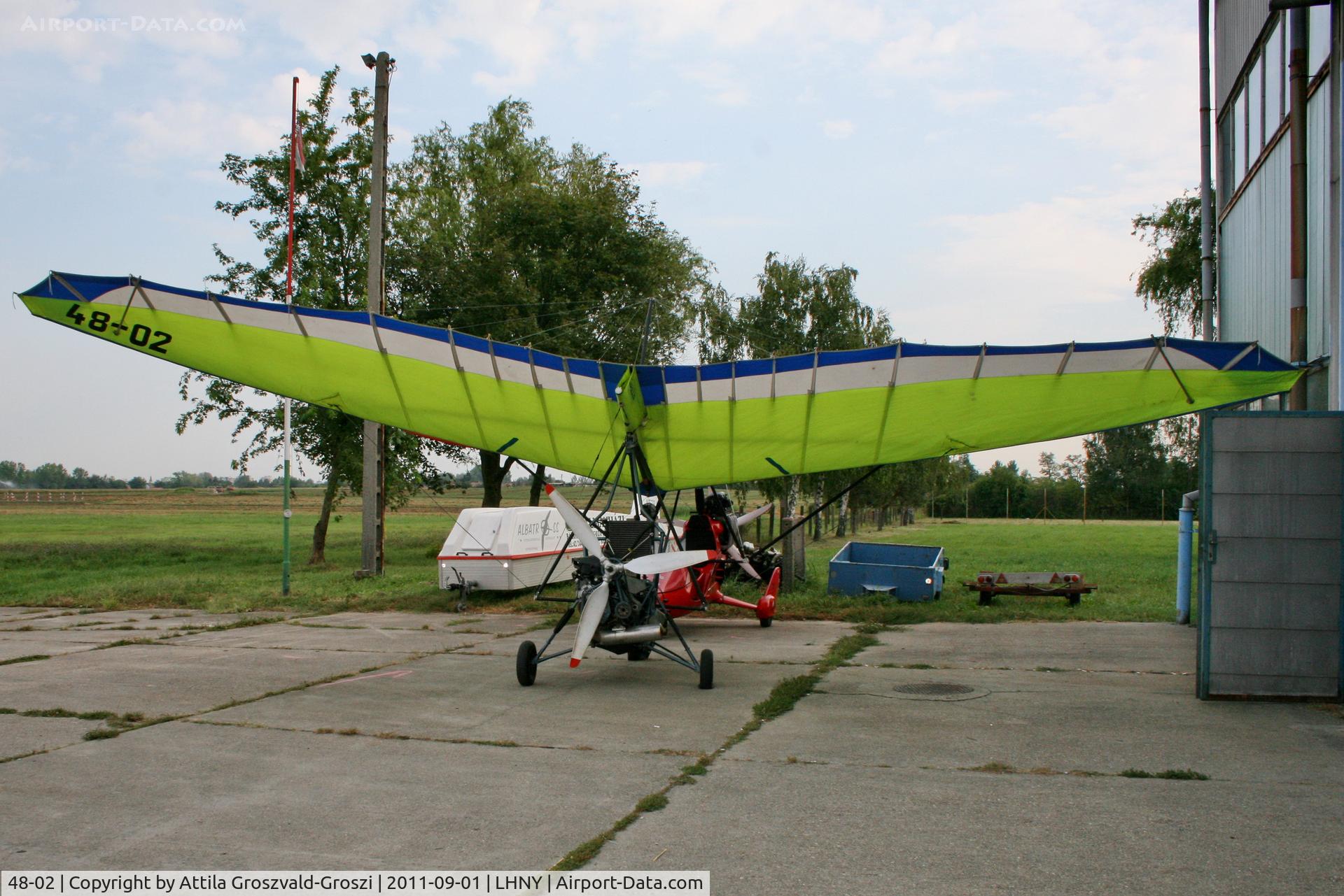 48-02, 1999 Apollo CXMD C/N 270599, LHNY - Nyíregyháza Airport, Hungary