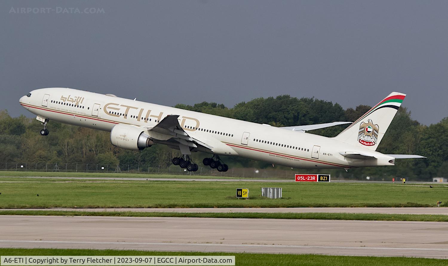 A6-ETI, 2011 Boeing 777-3FX/ER C/N 39684, At Manchester Airport