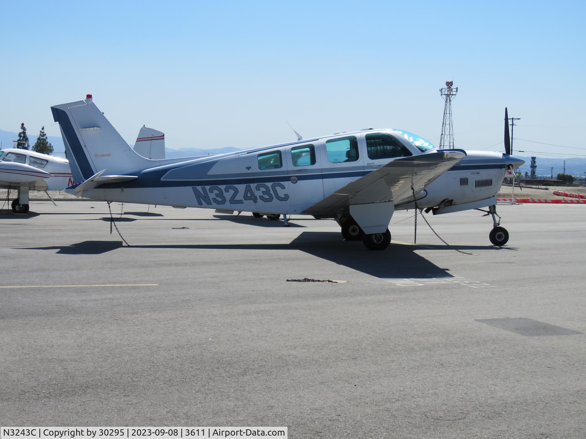 N3243C, 1995 Beech B36TC Bonanza C/N EA-575, Parked