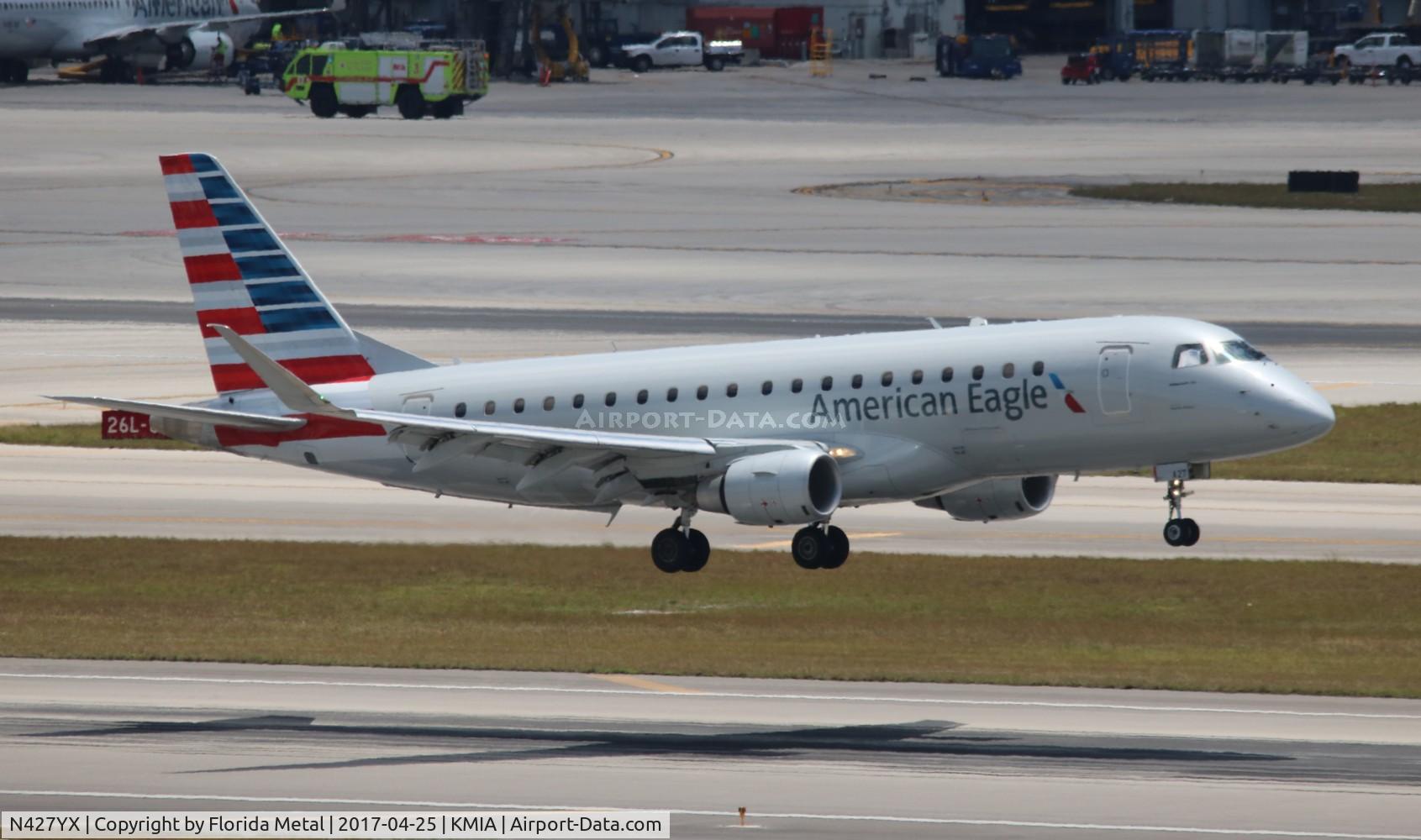 N427YX, 2014 Embraer 175LR (ERJ-170-200LR) C/N 17000402, ENY E175 zx SAV-MIA