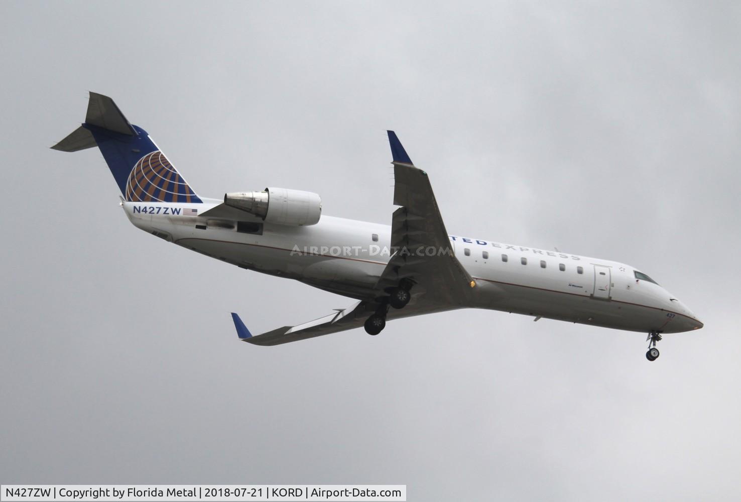 N427ZW, 2002 Bombardier CRJ-200LR (CL-600-2B19) C/N 7685, AWI/UE CRJ2 zx PIA-ORD