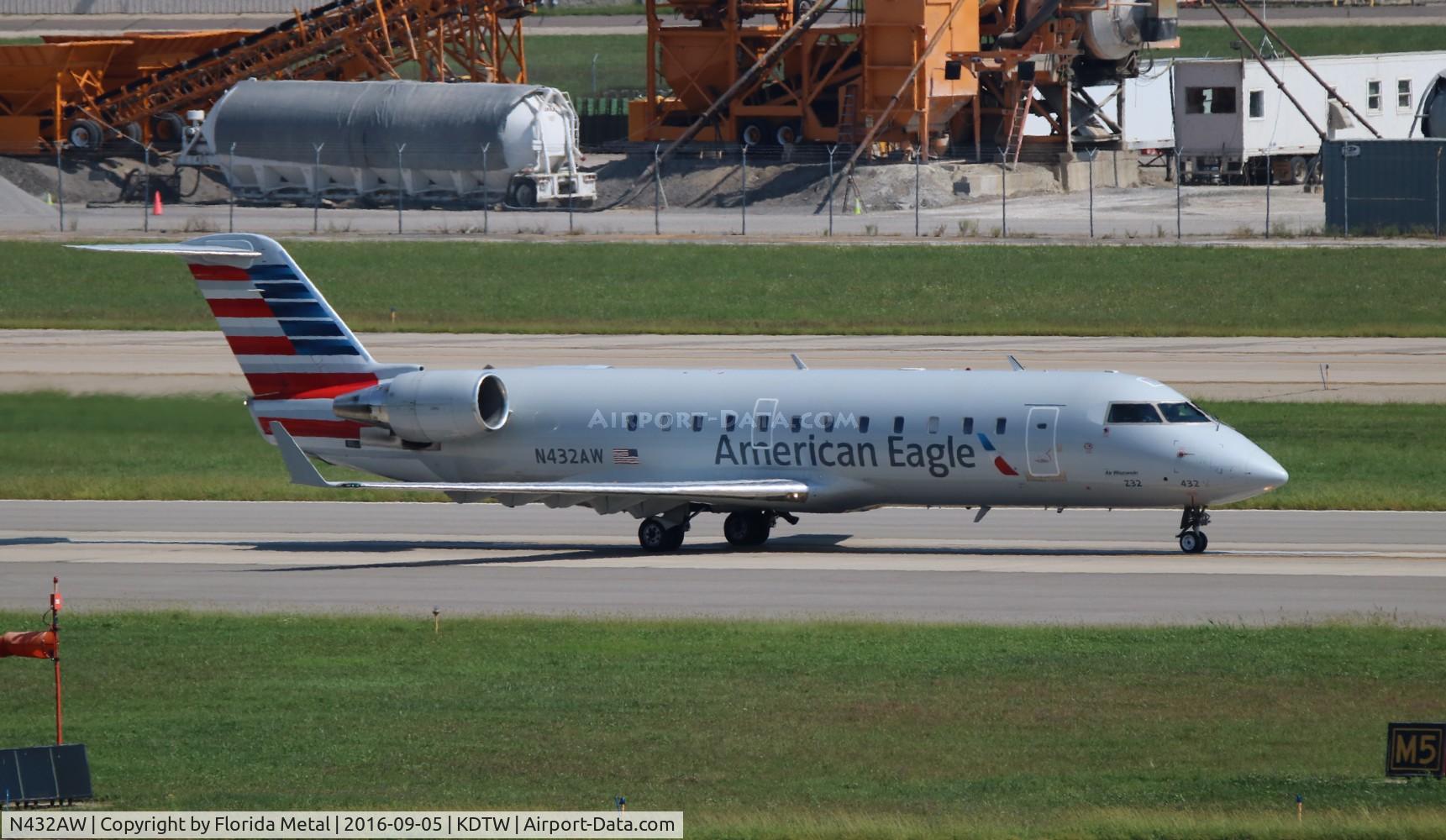 N432AW, 1998 Bombardier CRJ-200ER (CL-600-2B19) C/N 7257, AWI/Eagle CRJ2 zx DTW-ORD