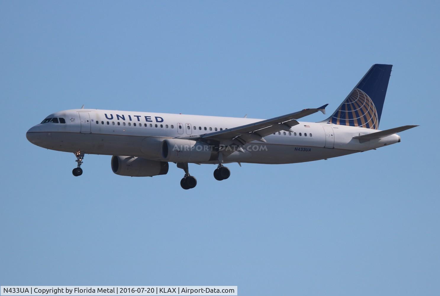 N433UA, 1996 Airbus A320-232 C/N 589, UAL A320 zx DEN-LAX