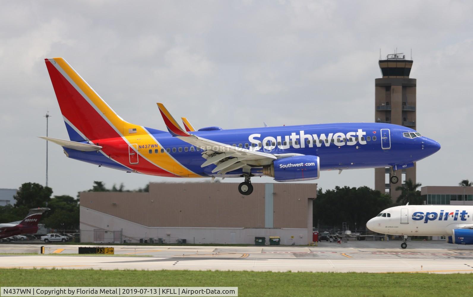 N437WN, 2003 Boeing 737-7H4 C/N 29832, SWA 737 nc zx DCA-FLL