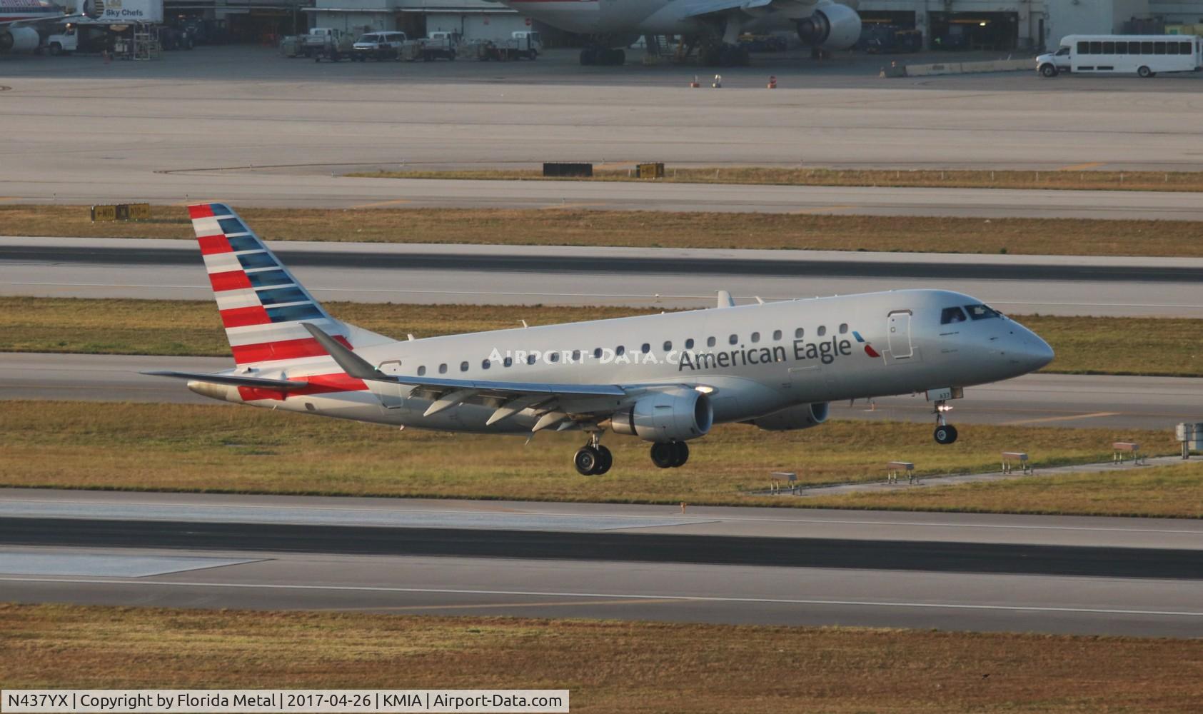 N437YX, 2014 Embraer 175LR (ERJ-170-200LR) C/N 17000366, ENY E175 zx CHS-MIA