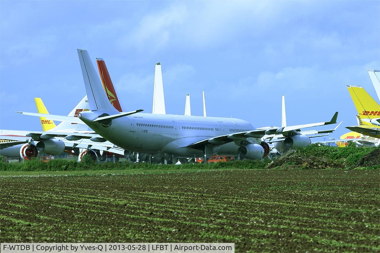 F-WTDB, 2014 Airbus A321-211 C/N 6268, Airbus A321-211, Stored and pending dismantling by Tarmac Aerosave,Tarbes-Lourdes-Pyrénées airport (LFBT-LDE)
