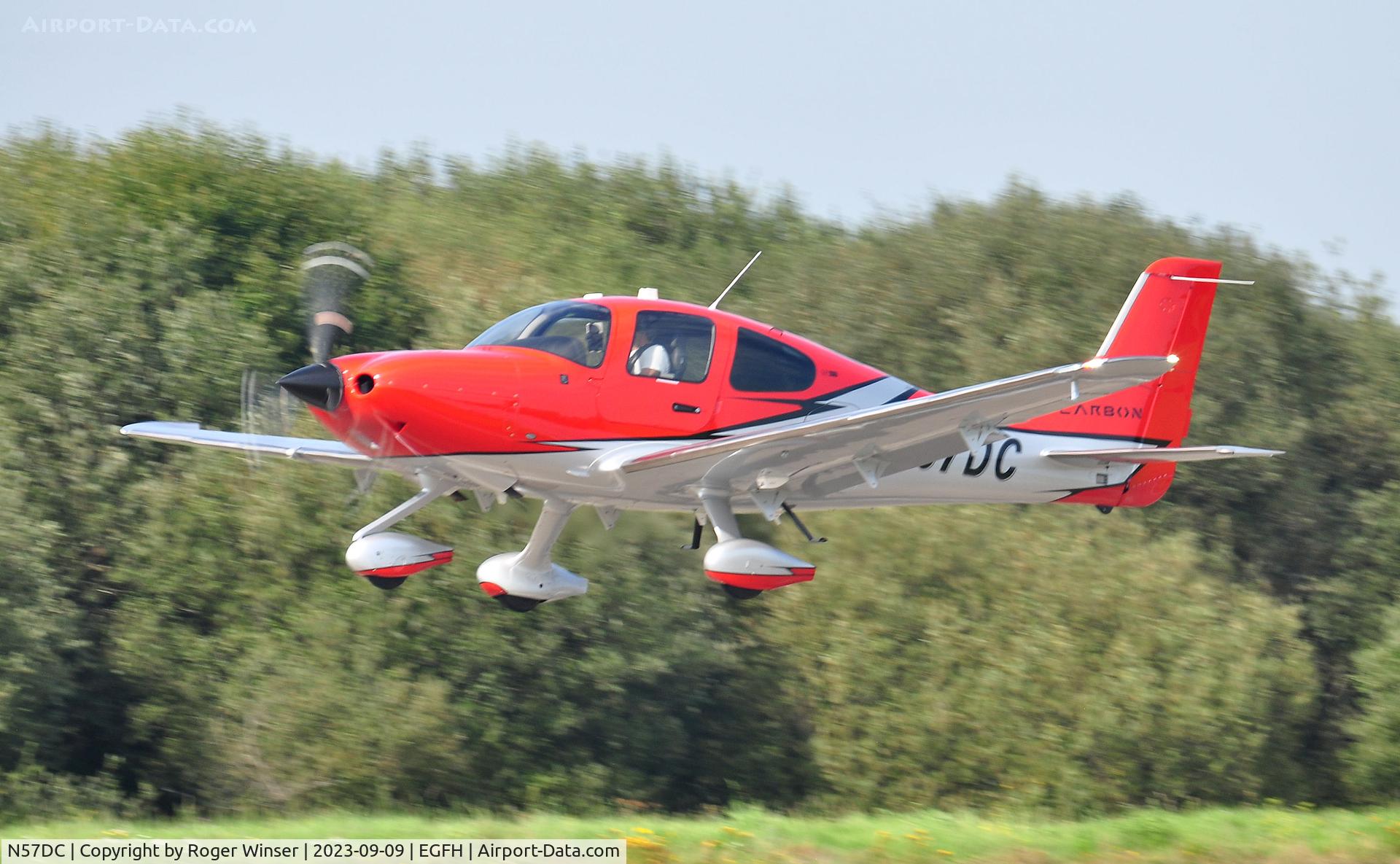 N57DC, 2023 Cirrus SR22T Carbon C/N 9202, Visiting SR22T departing Runway 22.