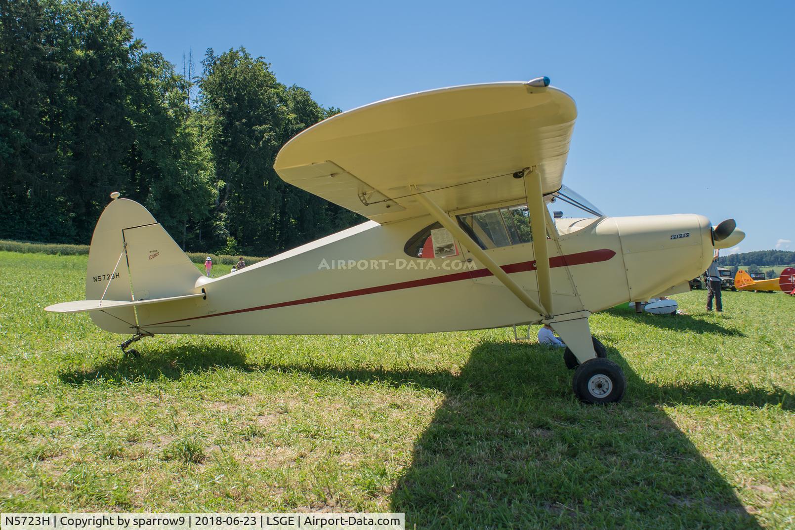 N5723H, 1949 Piper PA-16 Clipper C/N 16-334, RIO Ecuvillens