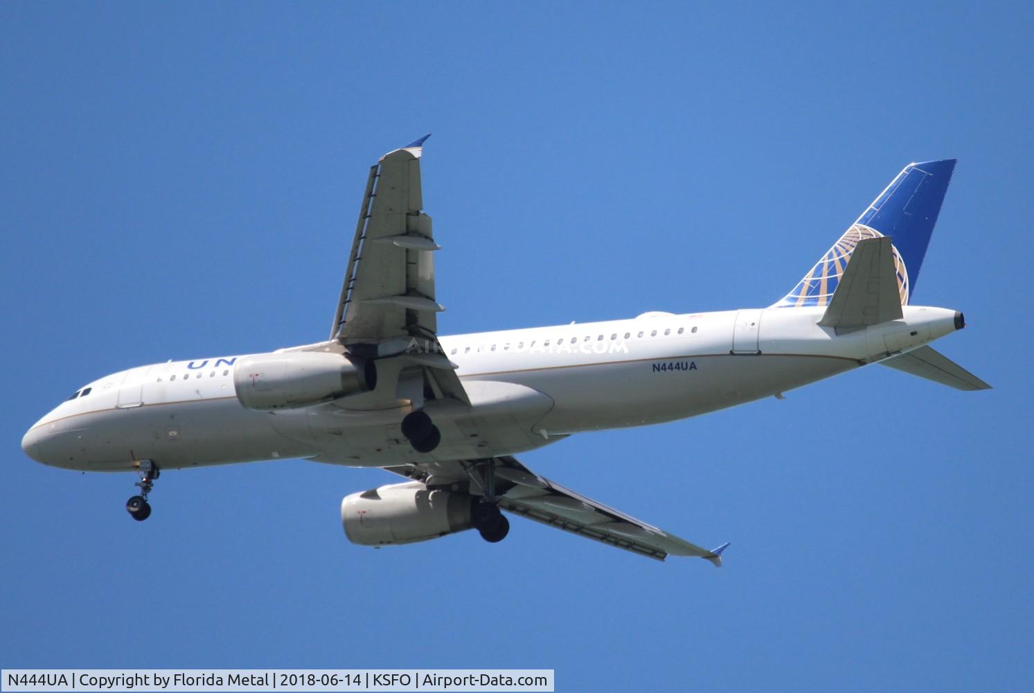 N444UA, 1998 Airbus A320-232 C/N 824, UAL A320 zx SJD-SFO