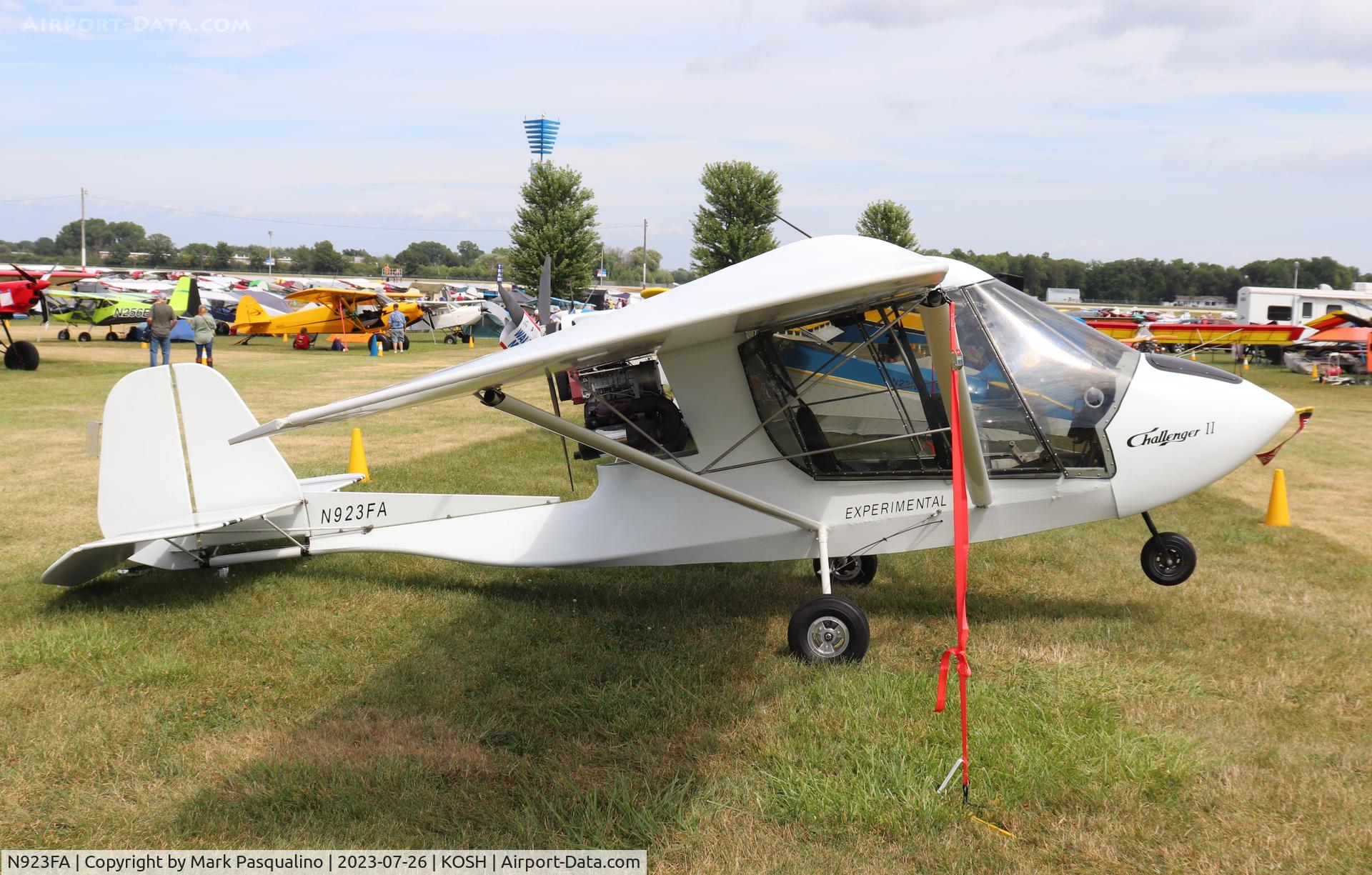 N923FA, Fowler Patrick CHALLENGER II C/N CH-2-0202-2193, Challenger II