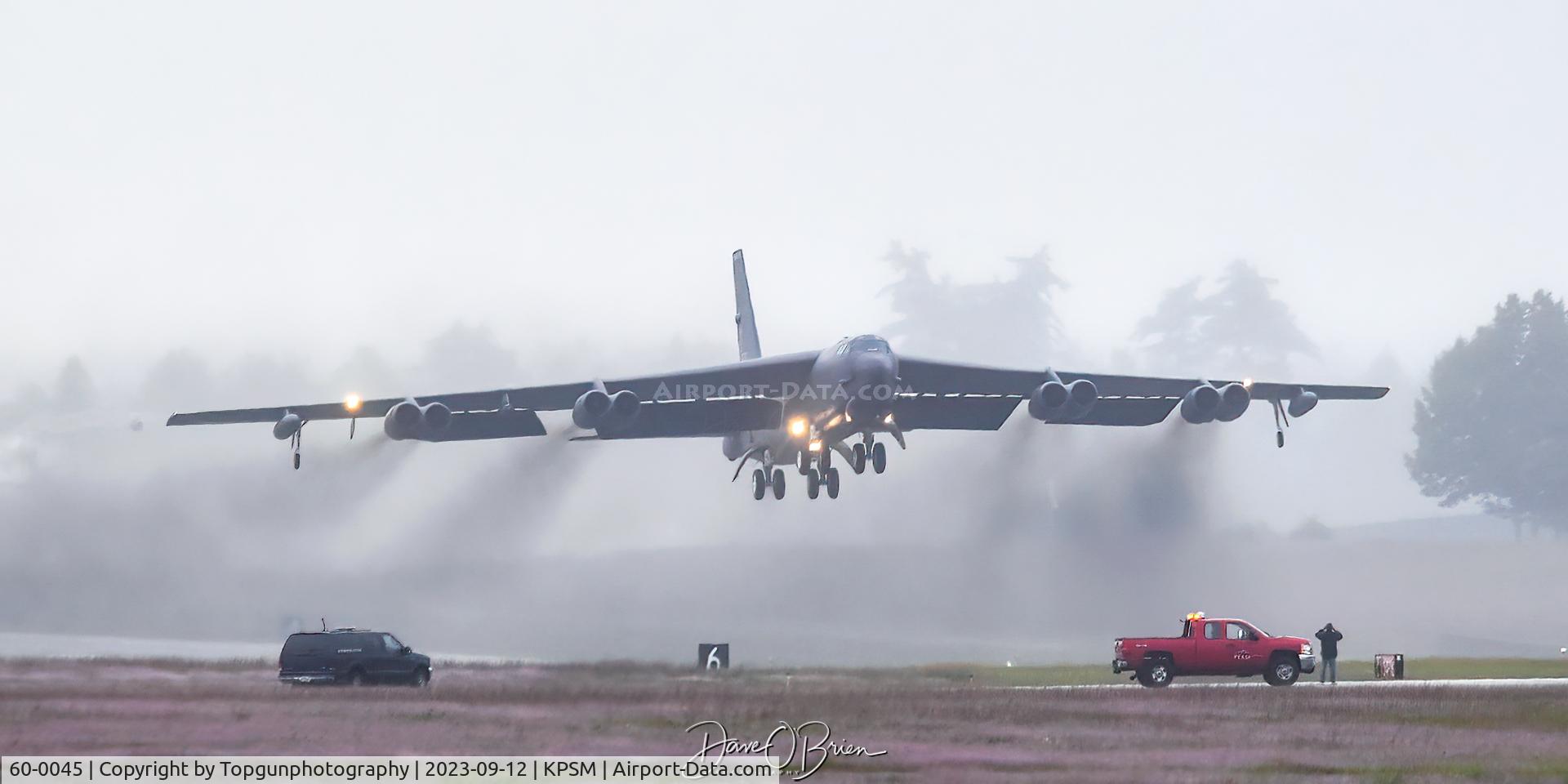 60-0045, 1960 Boeing B-52H Stratofortress C/N 464410, SCOUT99 lifting off in the low ceiling