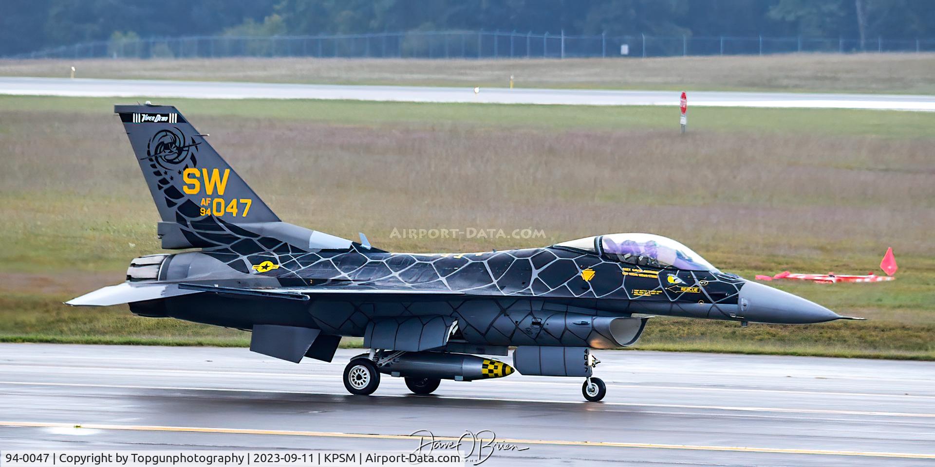 94-0047, 1994 Lockheed F-16C Fighting Falcon C/N CC-199, REBEL heading out to KNTU
