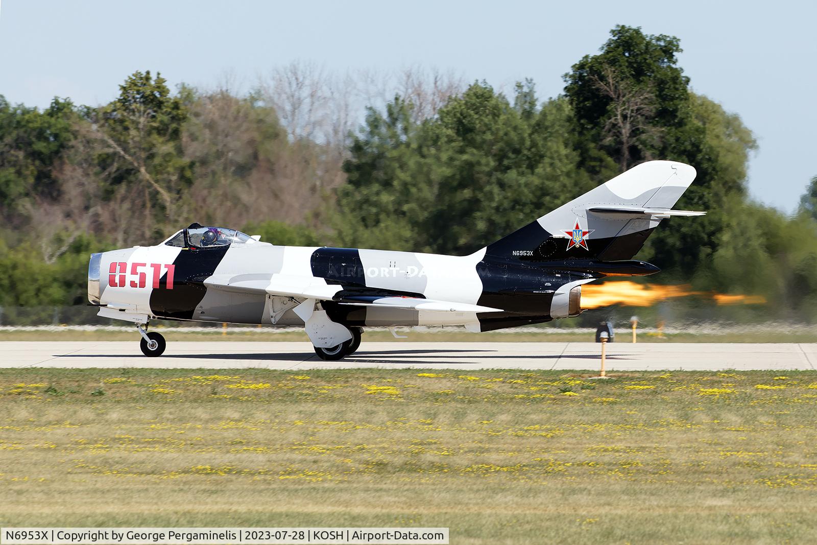 N6953X, PZL-Mielec Lim-6 (MiG-17) C/N 1J0511, Oshkosh 2023.