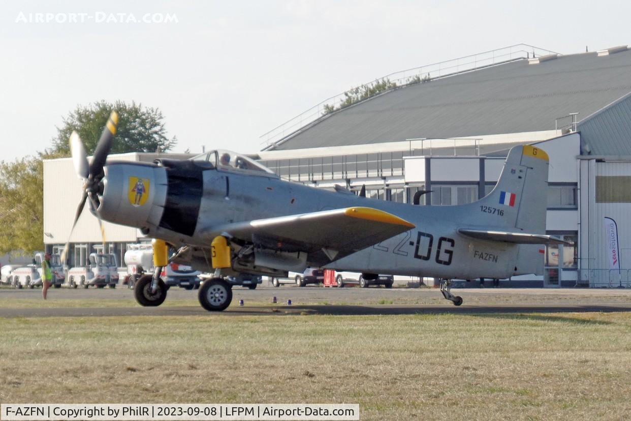 F-AZFN, Douglas AD-4N Skyraider C/N 7609, 125716 (F-AZFN) Douglas AD-4NA Skyraider Air Legend Melun-Villaroche