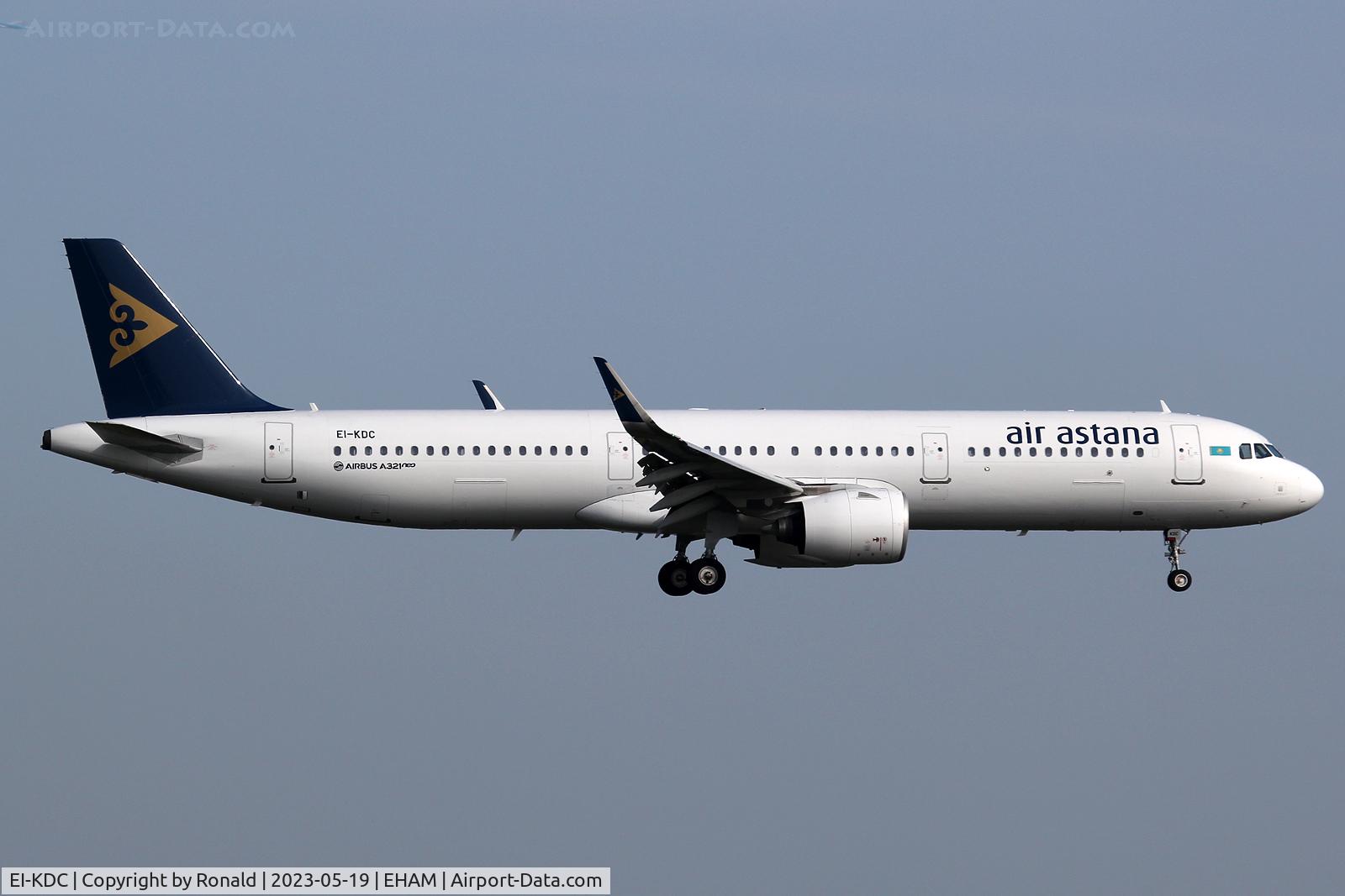 EI-KDC, Airbus A321-271N C/N 7567, at spl