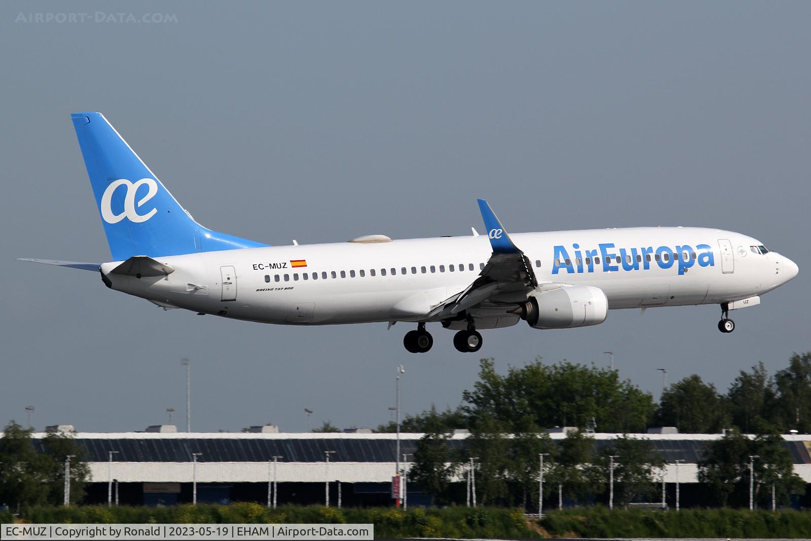 EC-MUZ, 2018 Boeing 737-85P C/N 60589, at spl