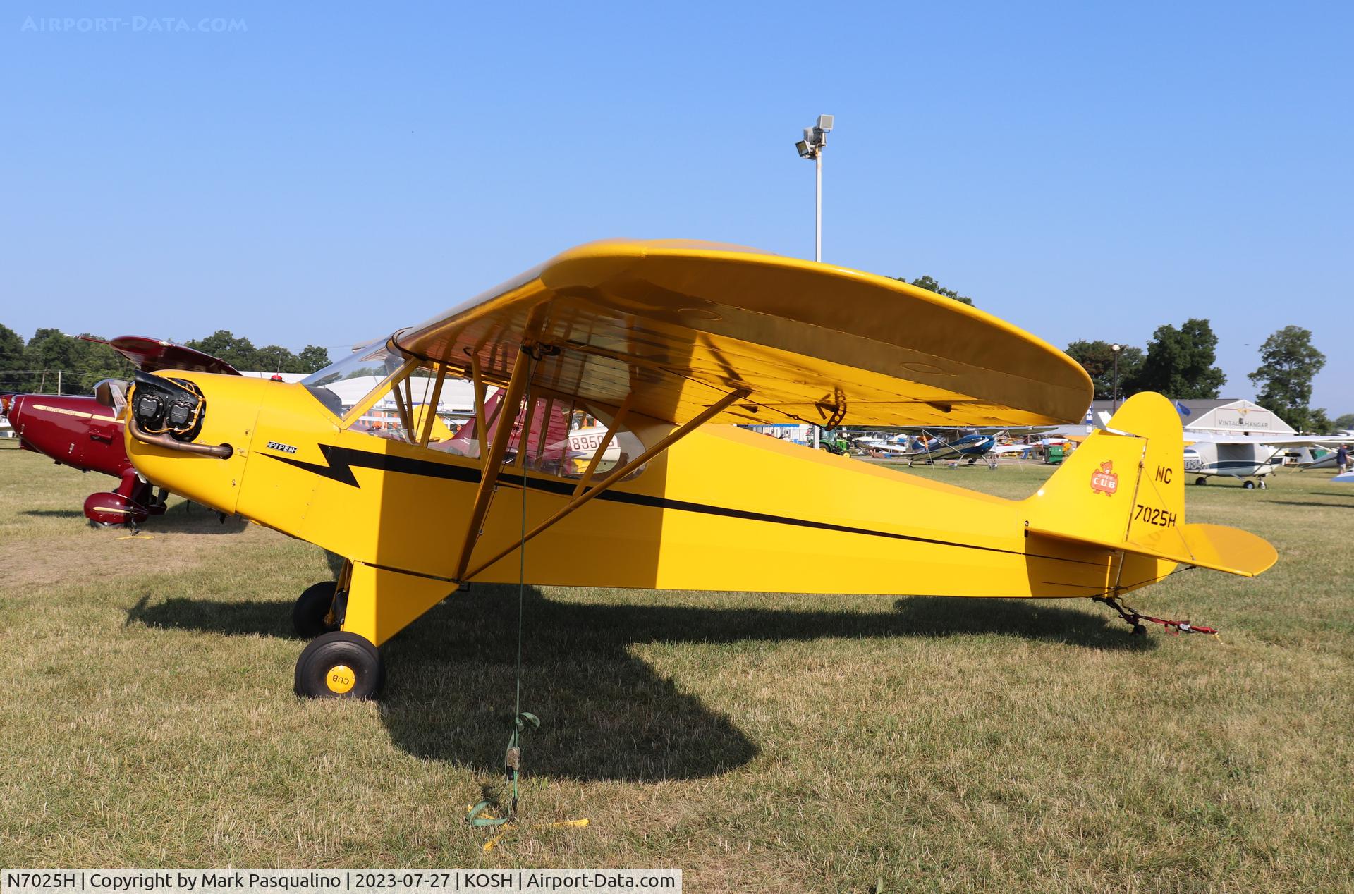N7025H, 1946 Piper J3C-65 Cub C/N 20270, Piper J3C-65