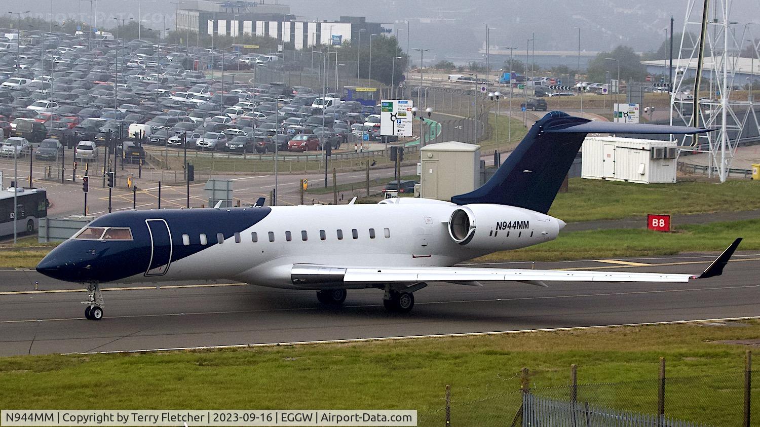 N944MM, 2000 Bombardier BD-700-1A10 Global Express C/N 9024, At Luton Airport