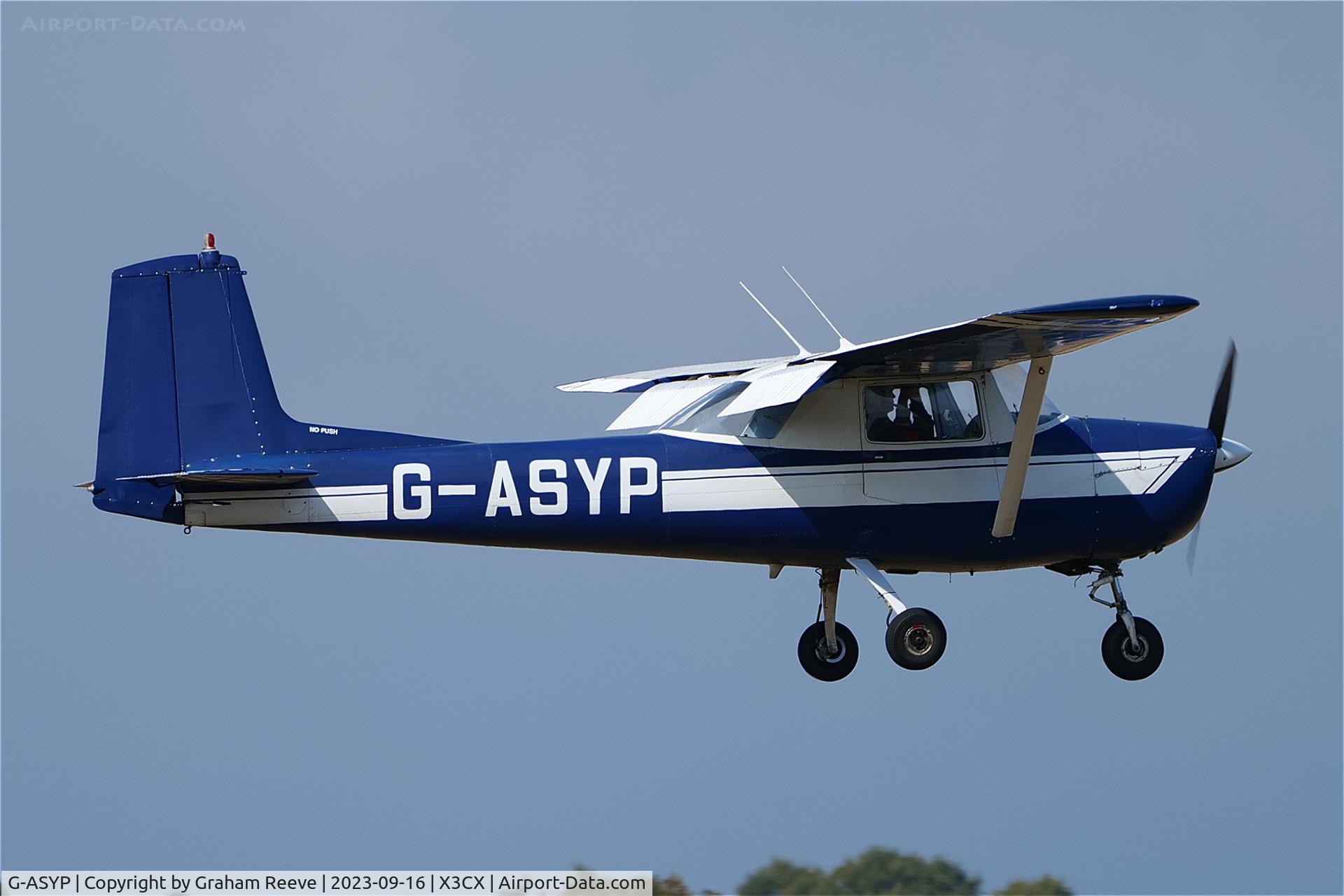 G-ASYP, 1964 Cessna 150E C/N 150-60794, Landing at Northrepps.