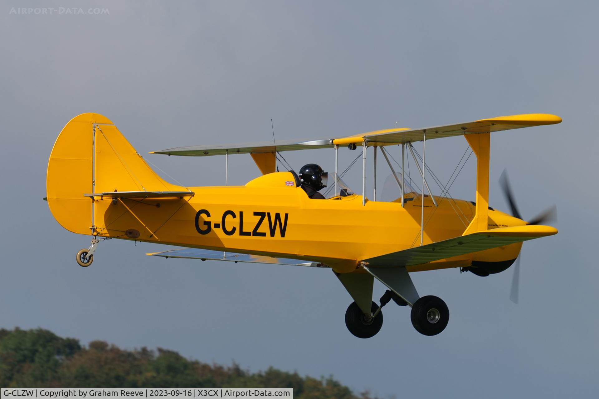 G-CLZW, 2021 TLAC Sherwood Ranger ST C/N TLAC-1-005, Landing at Northrepps.