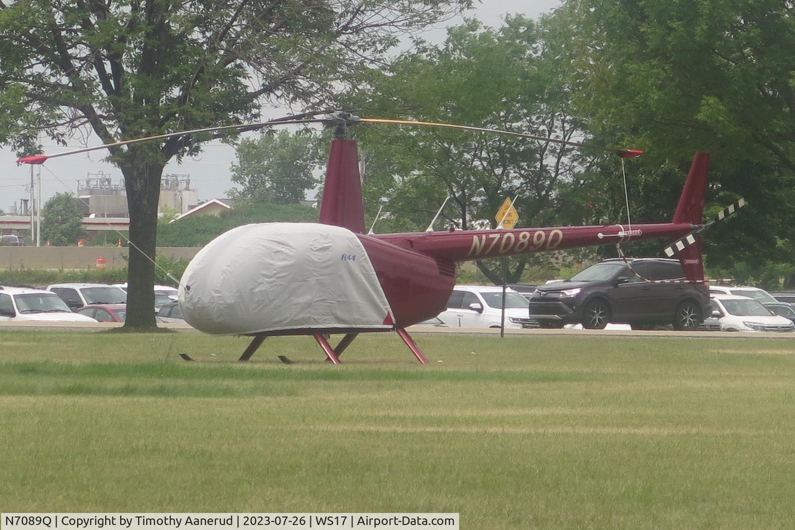 N7089Q, 2015 Robinson R44 II C/N 13795, 2015 ROBINSON HELICOPTER COMPANY R44 II, c/n: 13795. AirVenture 2023
