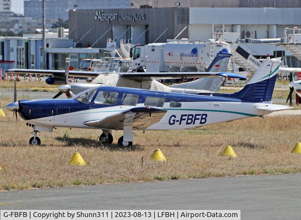 G-FBFB, 1980 Piper PA-32R-301 Saratoga SP C/N 32R-8113018, Arriving at the parking...
