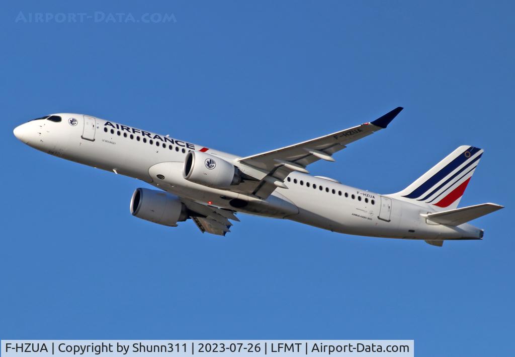 F-HZUA, 2021 Airbus A220-300 C/N 55134, Climbing...