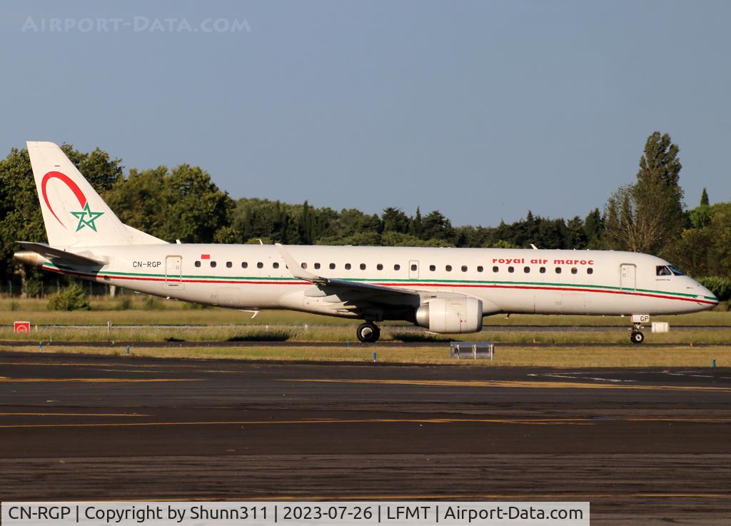 CN-RGP, 2014 Embraer ERJ-190AR C/N 19000681, Taxiing to the Terminal...