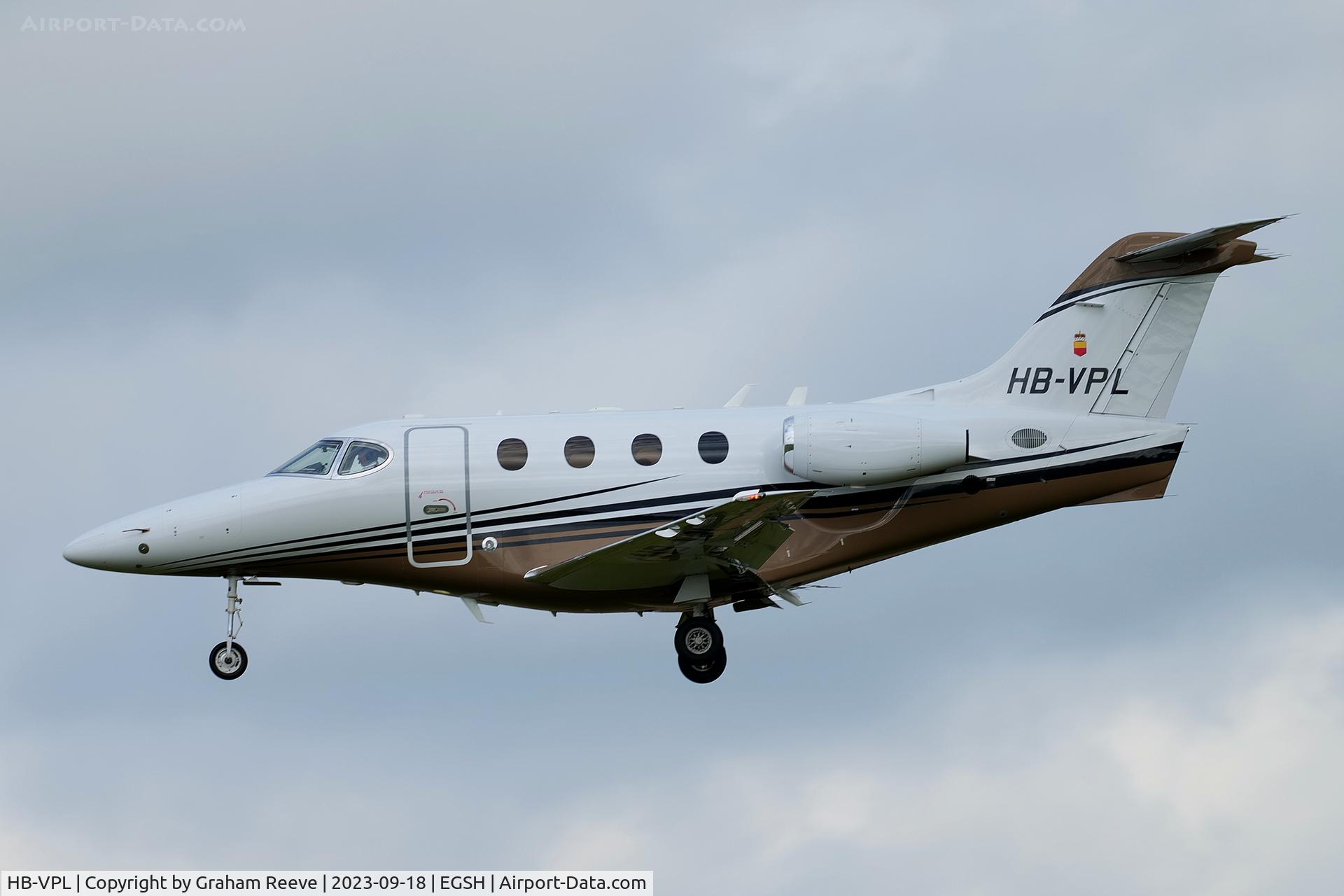 HB-VPL, 2008 Hawker Beechcraft 390 Premier 1A C/N RB-262, Landing at Norwich.