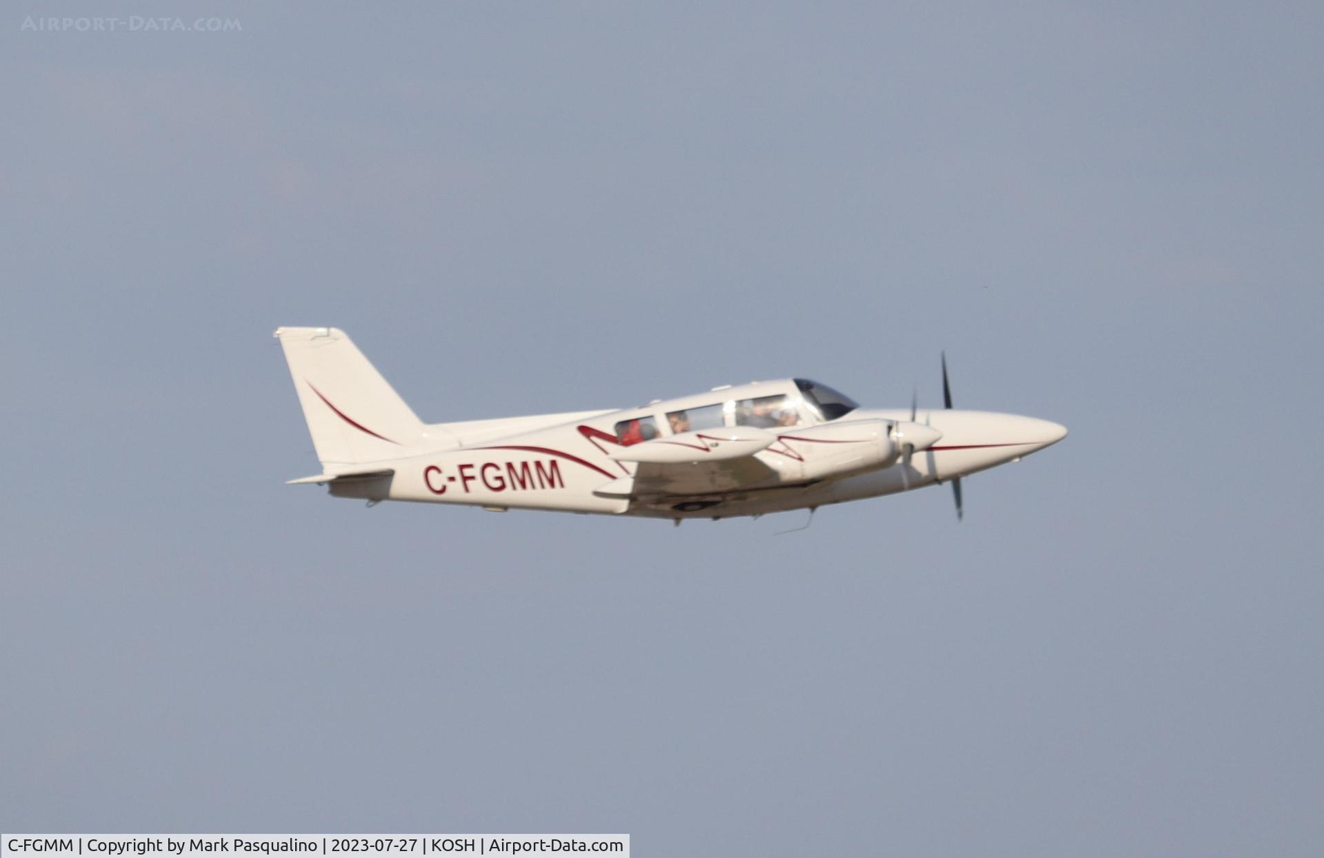 C-FGMM, 1970 Piper PA-39 Twin Comanche C/R C/N 39-83, Piper PA-39