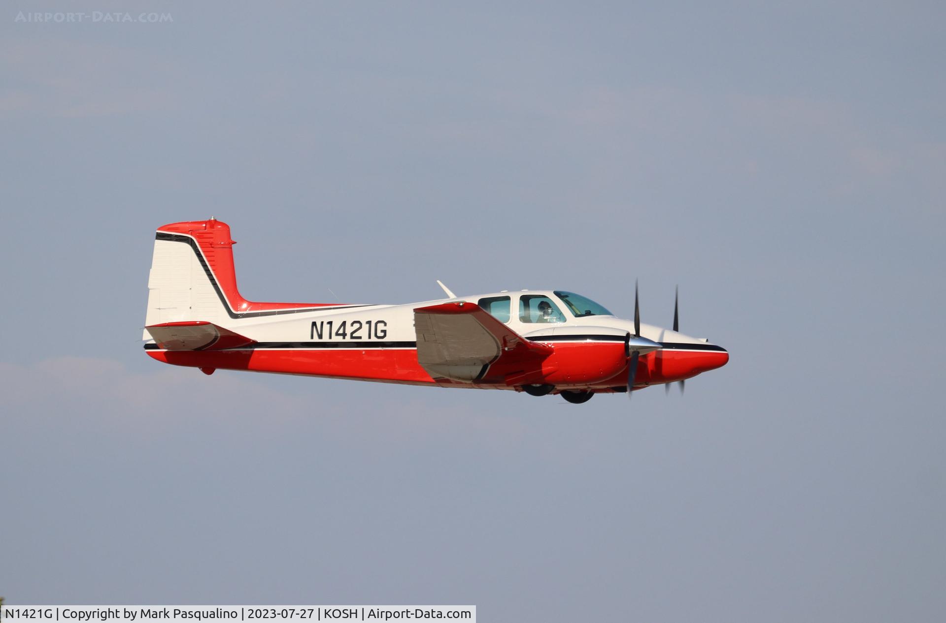 N1421G, 1962 Beech D50E Twin Bonanza C/N DH-333, Beech D50E