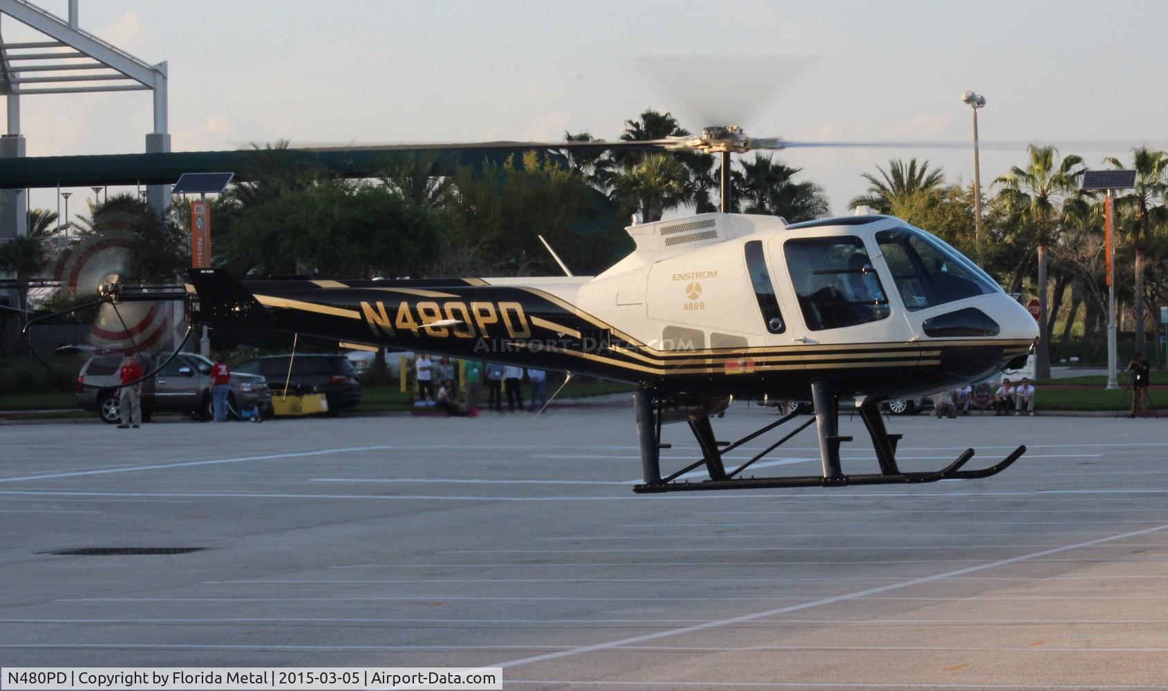 N480PD, 2013 Enstrom 480B C/N 5157, Enstrom 480 zx Orange County Convention Center