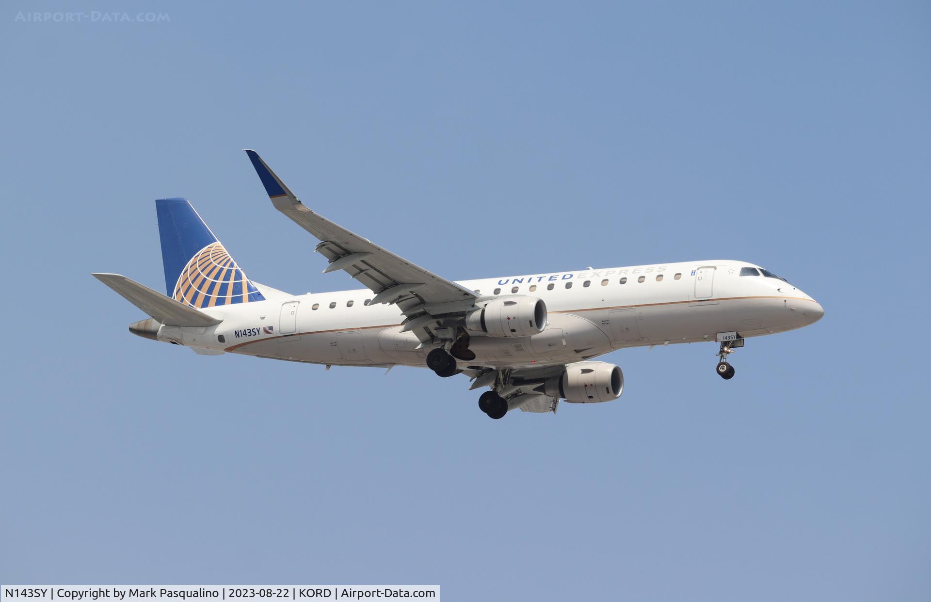 N143SY, 2015 Embraer 175LR (ERJ-170-200LR) C/N 17000476, ERJ-170-200LR
