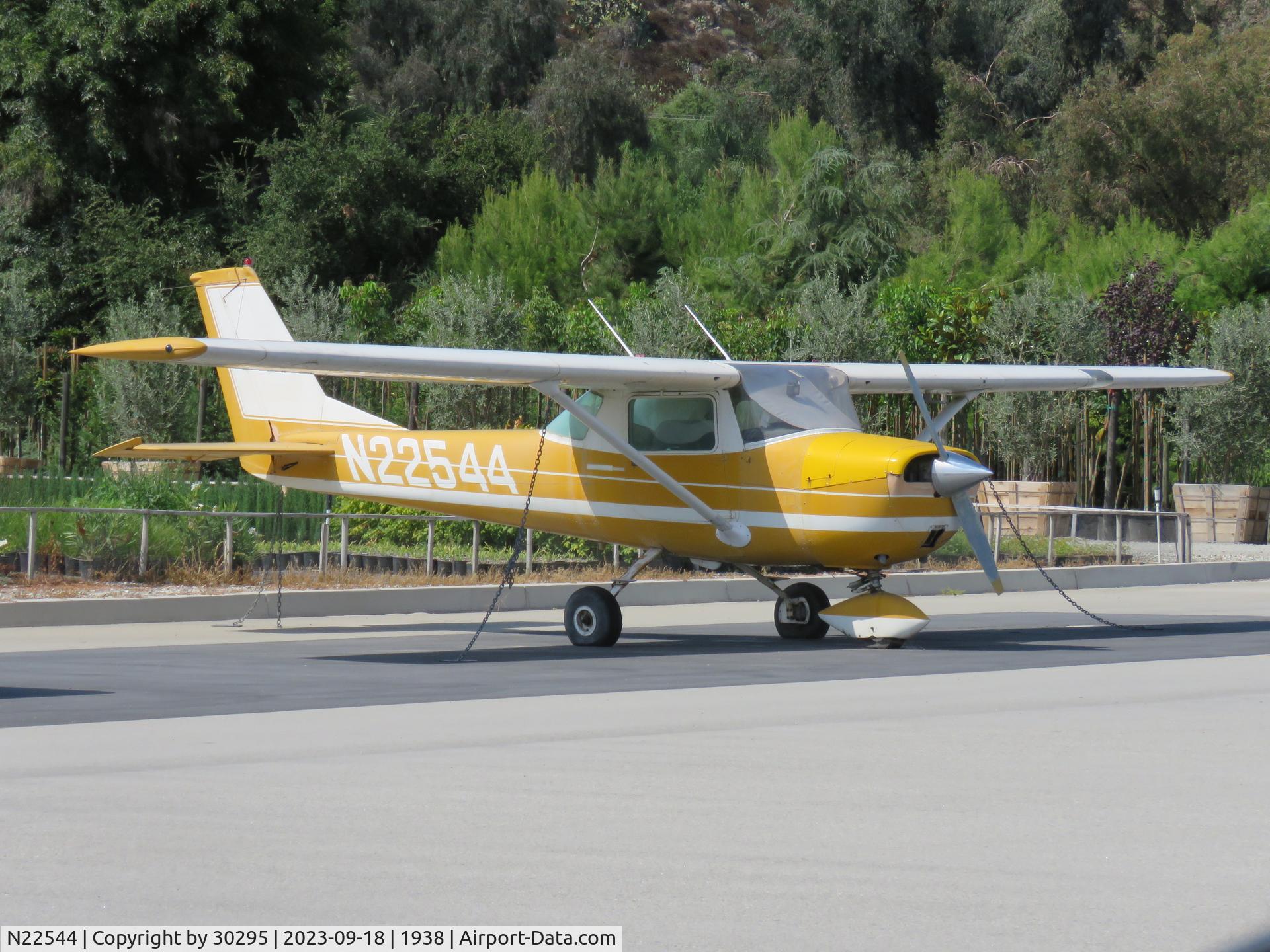 N22544, 1968 Cessna 150H C/N 15068351, Parked