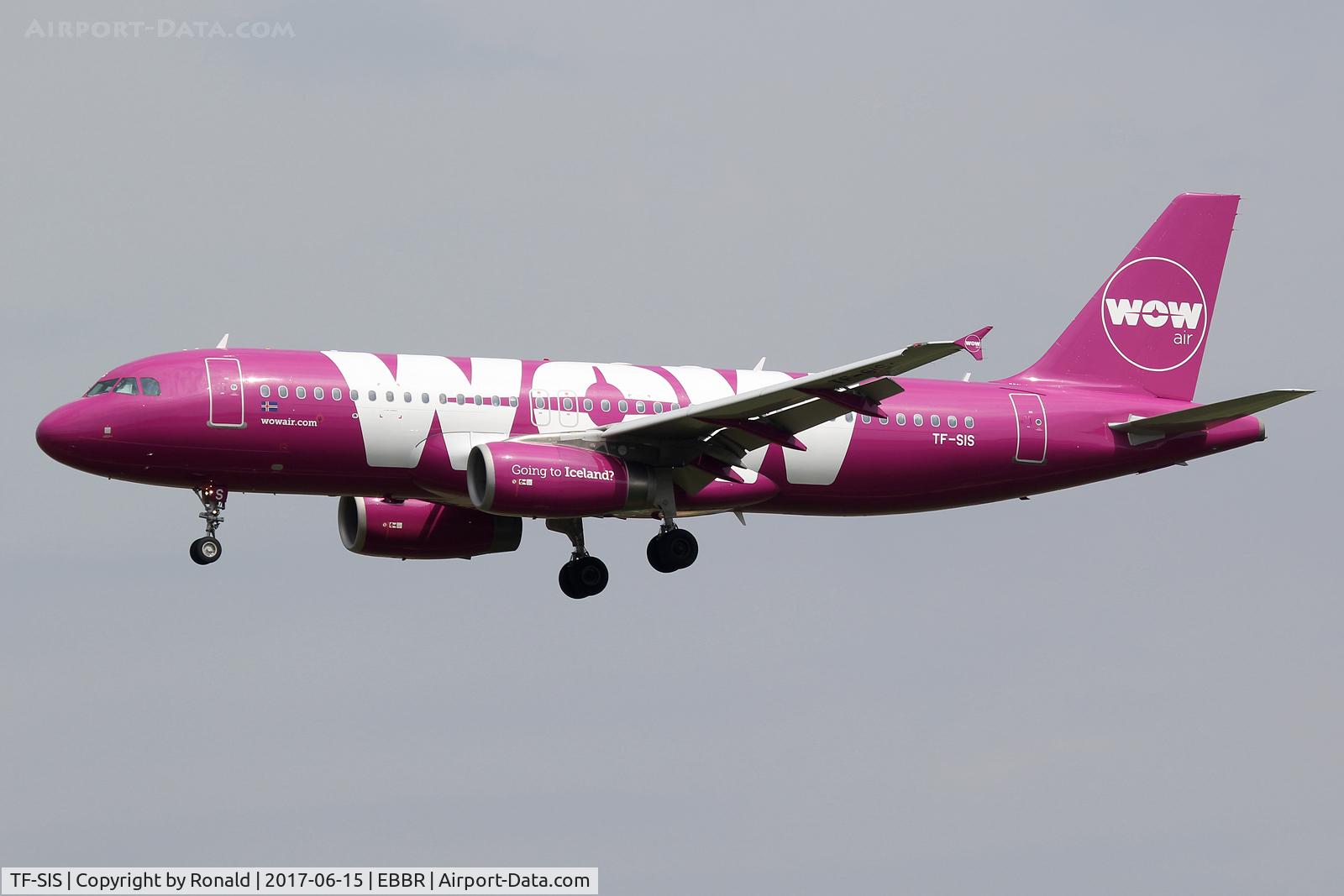 TF-SIS, 2010 Airbus A320-232 C/N 4270, at bru