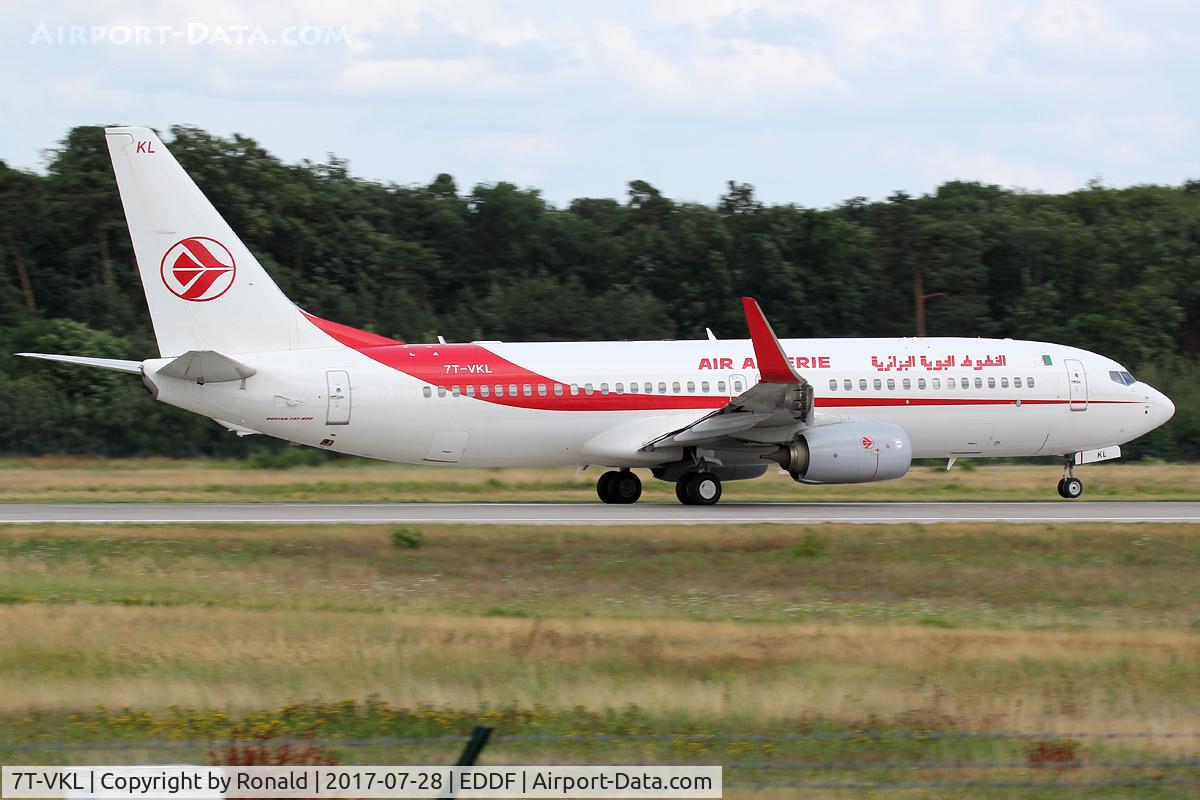 7T-VKL, 2015 Boeing 737-8D6 C/N 60748/5700, at fra
