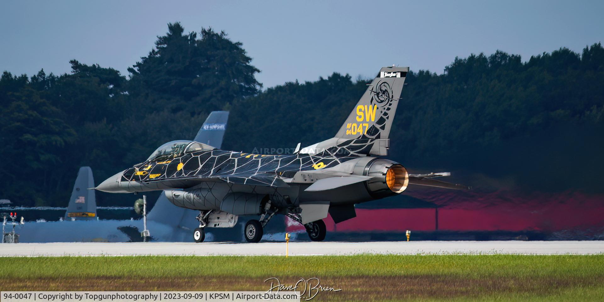 94-0047, 1994 Lockheed F-16C Fighting Falcon C/N CC-199, REBEL taking the active for her demo