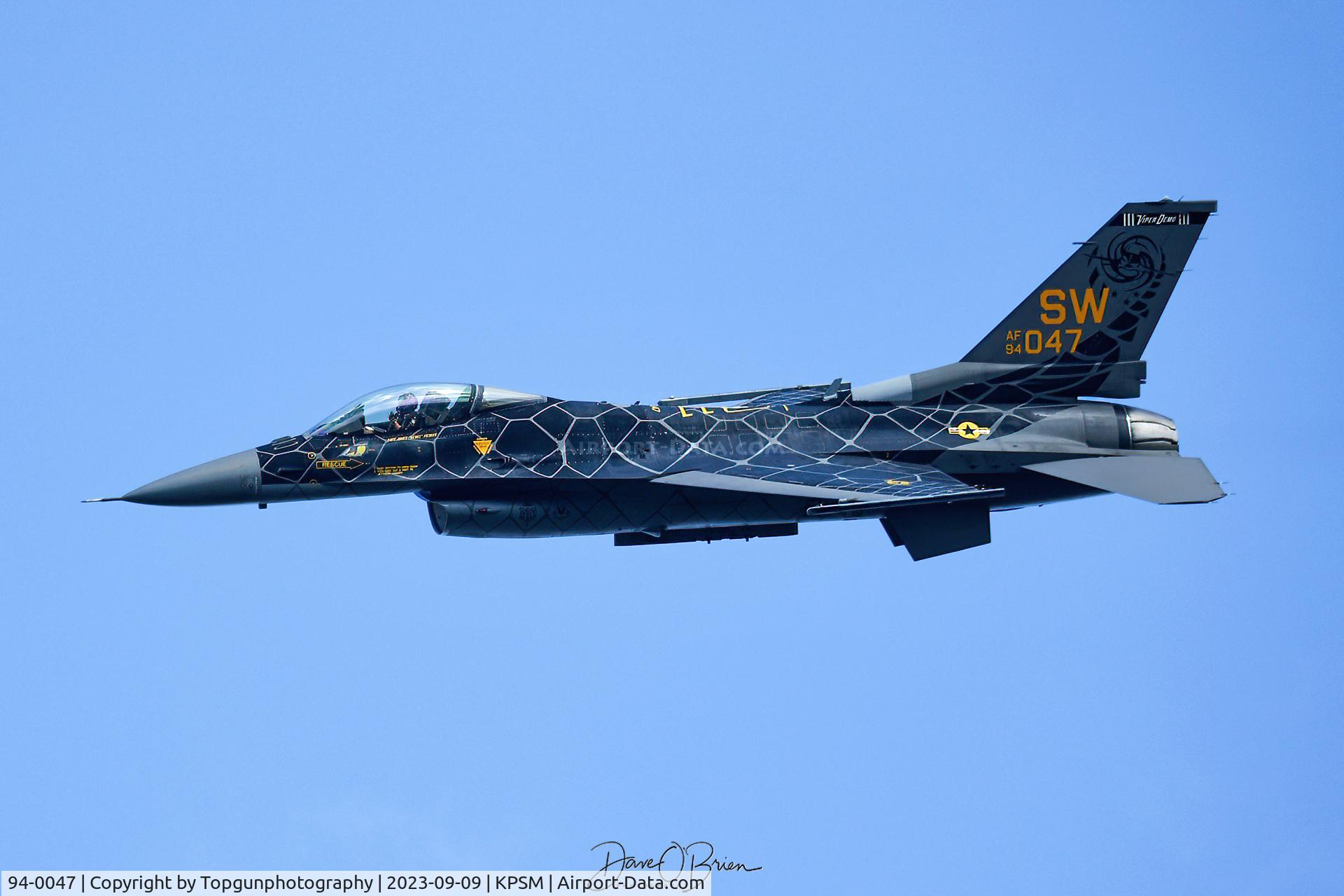 94-0047, 1994 Lockheed F-16C Fighting Falcon C/N CC-199, REBEL inbound down RW34