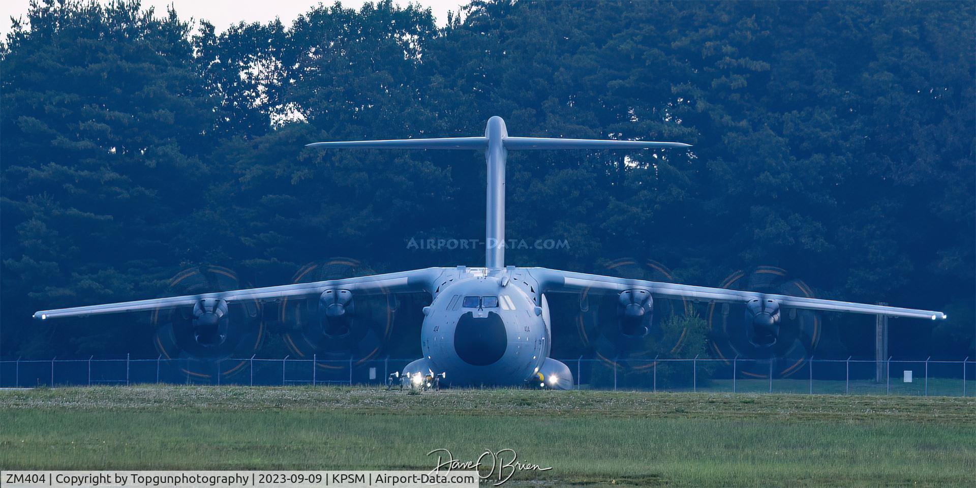 ZM404, 2015 Airbus A400M-180 Atlas C.1 C/N 021, ASCOT4540 taxiing to RW34