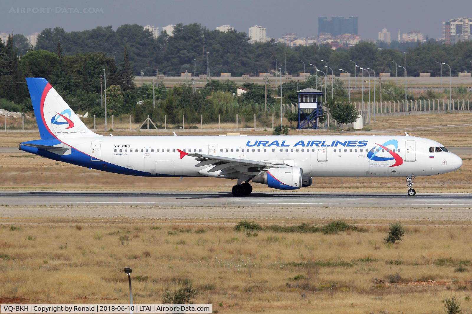 VQ-BKH, 1998 Airbus A321-211 C/N 0841, at ayt