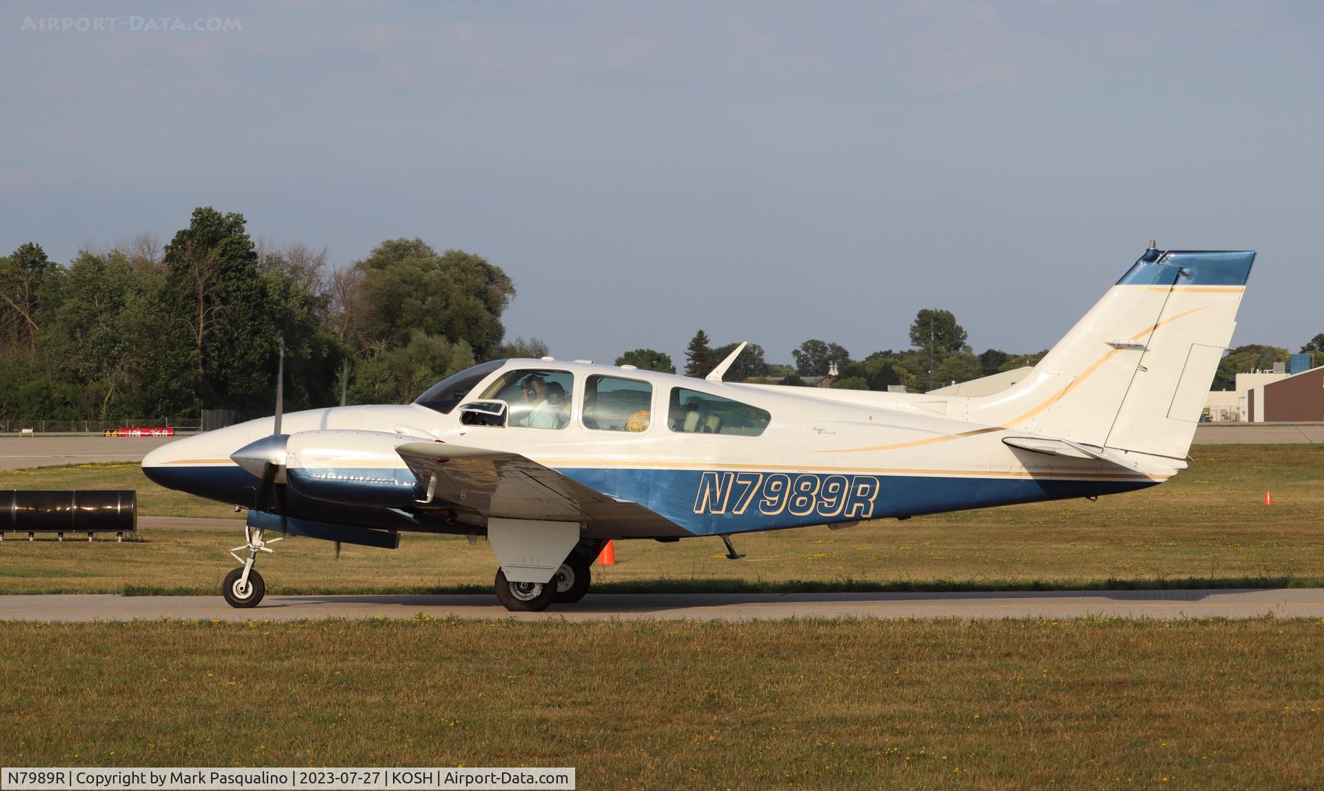 N7989R, 1969 Beech D55 Baron C/N TE-714, Beech D55