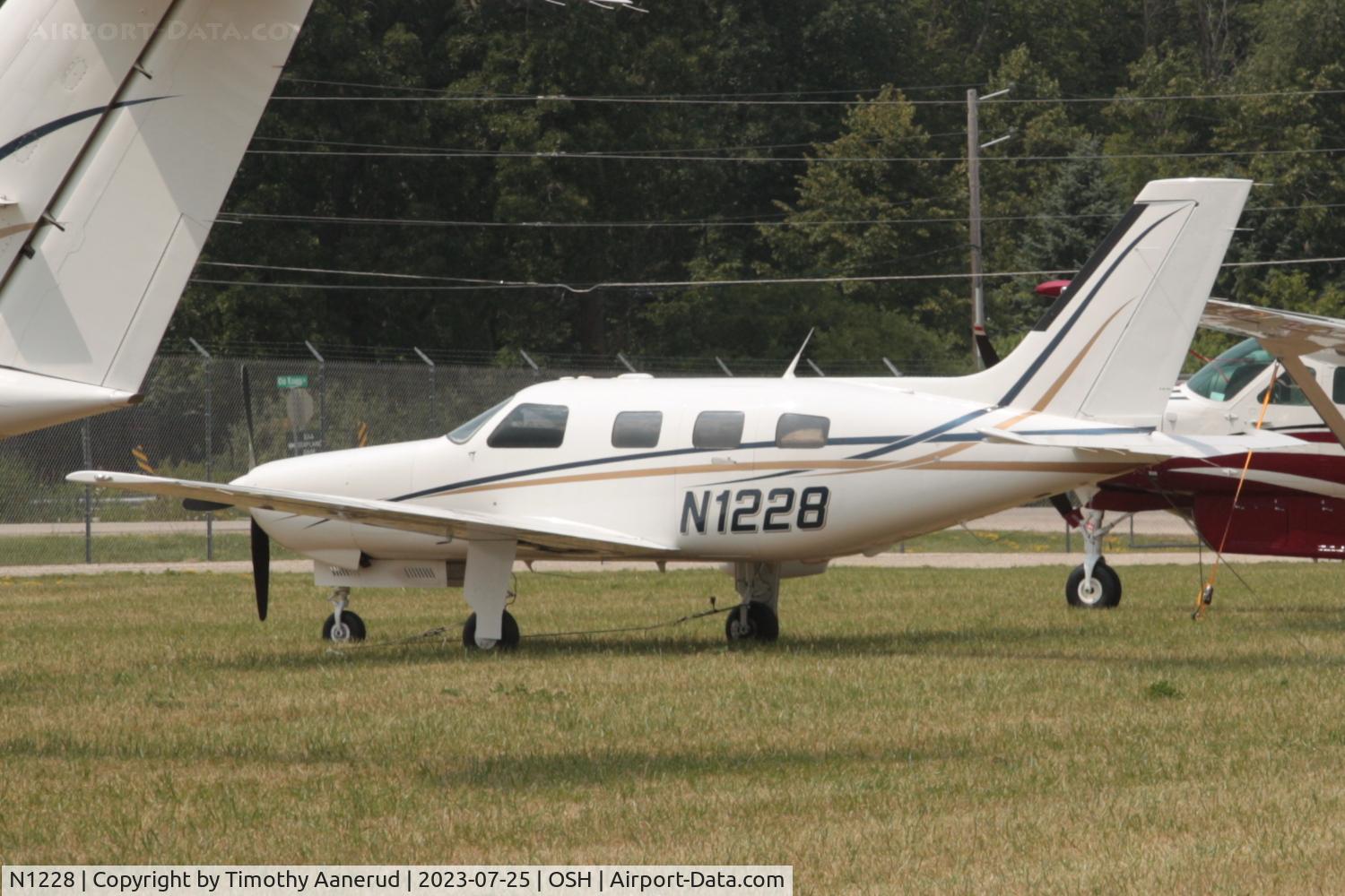 N1228, 1987 Piper PA-46-310P Malibu C/N 46-08092, 1987 Piper PA-46-310P, c/n: 46-08092. AirVenture 2023