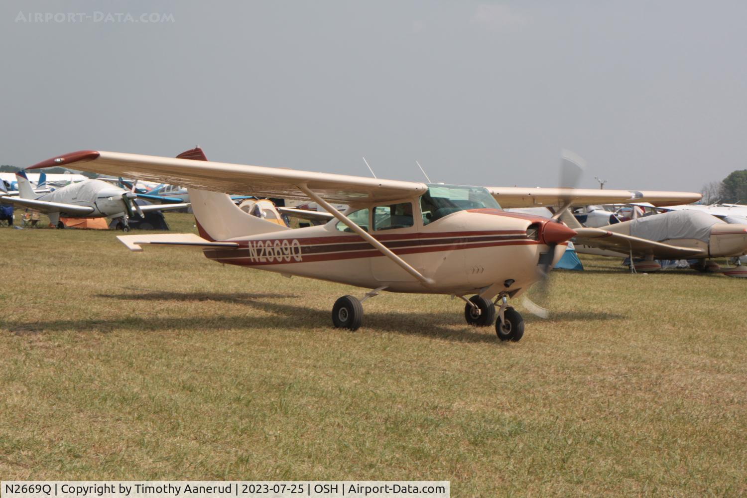 N2669Q, 1966 Cessna 182K Skylane C/N 18257869, 1966 Cessna 182K, c/n: 18257869. AirVenture 2023