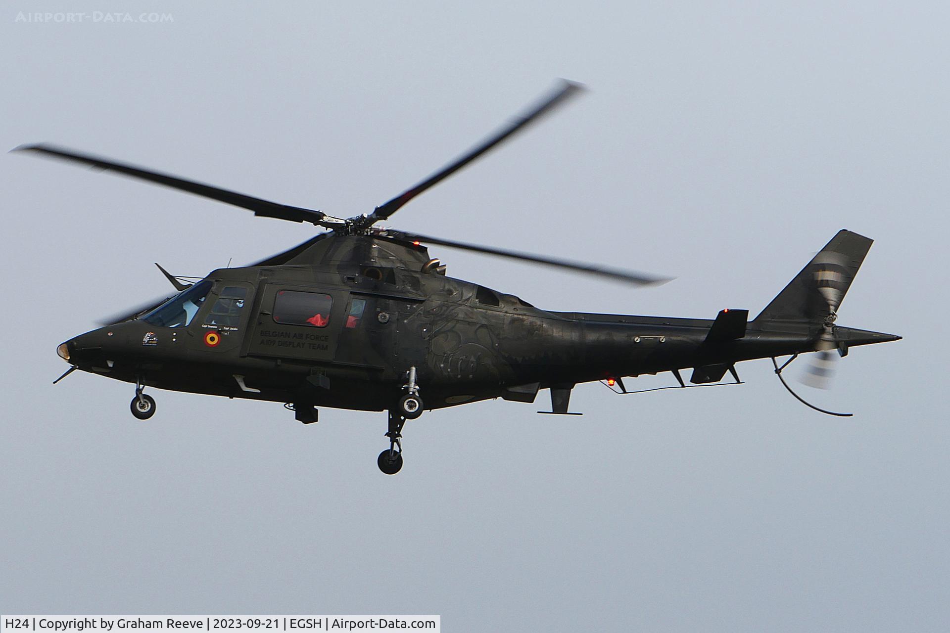 H24, Agusta A-109BA C/N 0324, On approach to Norwich.