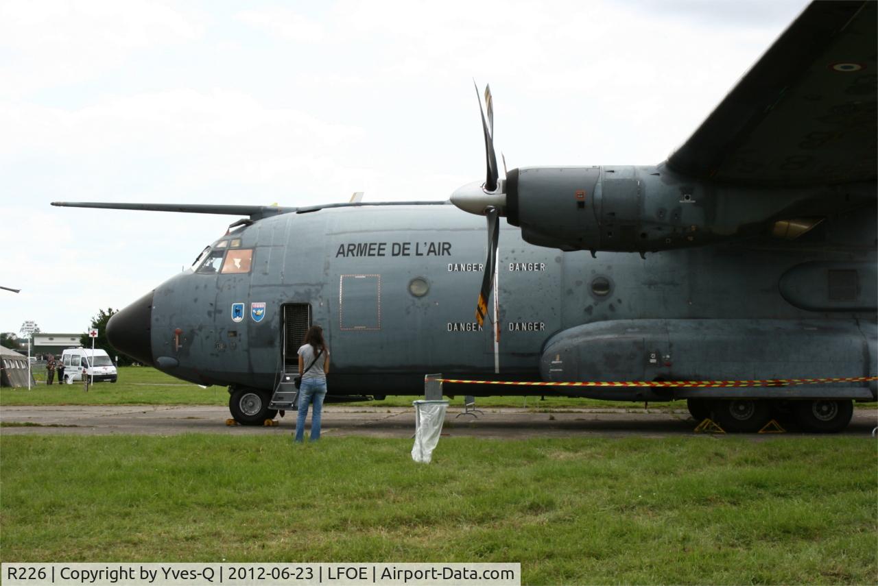 R226, Transall C-160R C/N 229, Transall C-160R (64-GZ), Static display, Evreux-Fauville Air Base 105(LFOE)