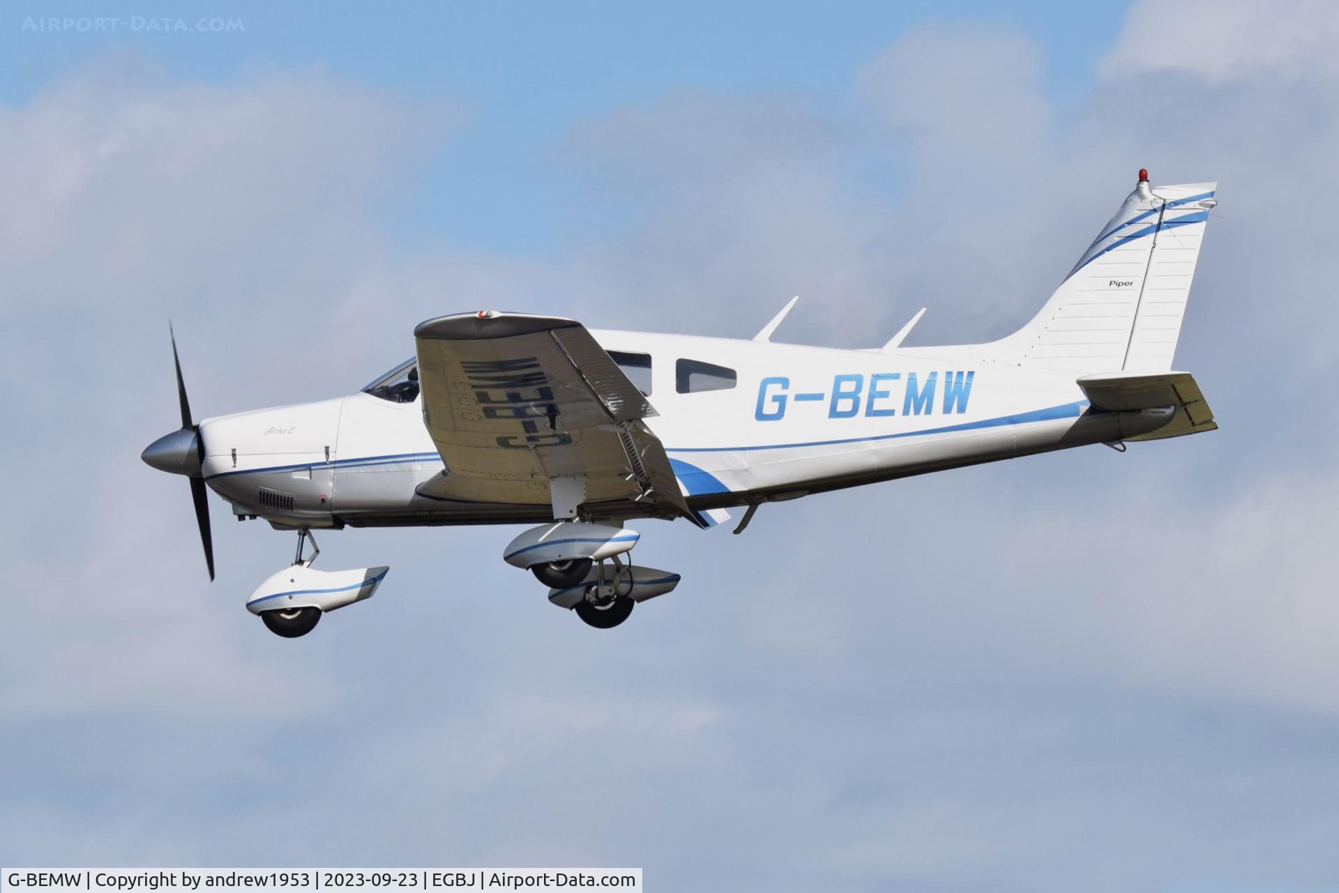 G-BEMW, 1976 Piper PA-28-181 Cherokee Archer II C/N 28-7790243, G-BEMW at Gloucestershire Airport.