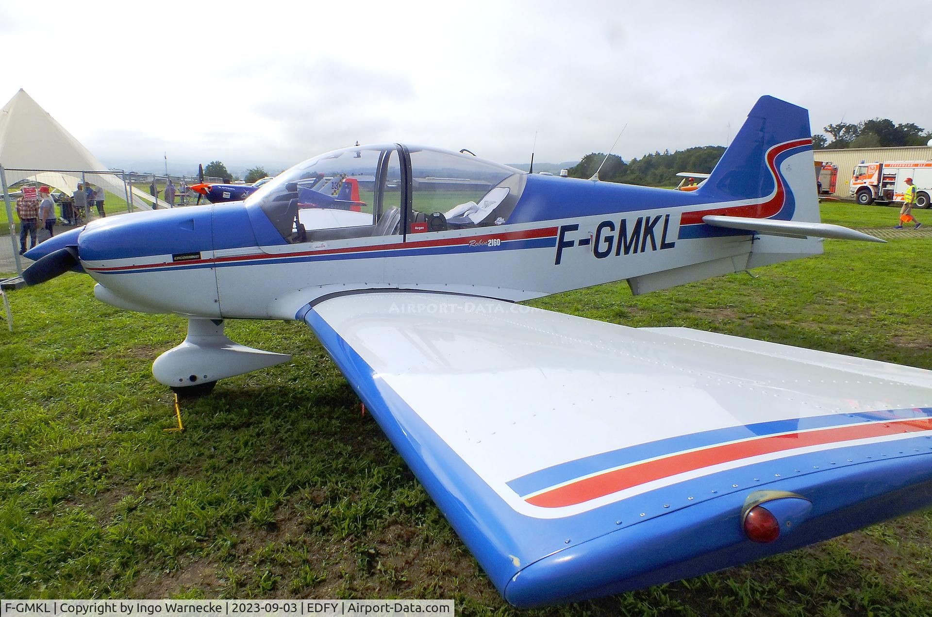 F-GMKL, Robin R-2160 Alpha Sport C/N 265, Robin R.2160 Acrobin at the Fly-in und Flugplatzfest (airfield display) at Elz Airfield